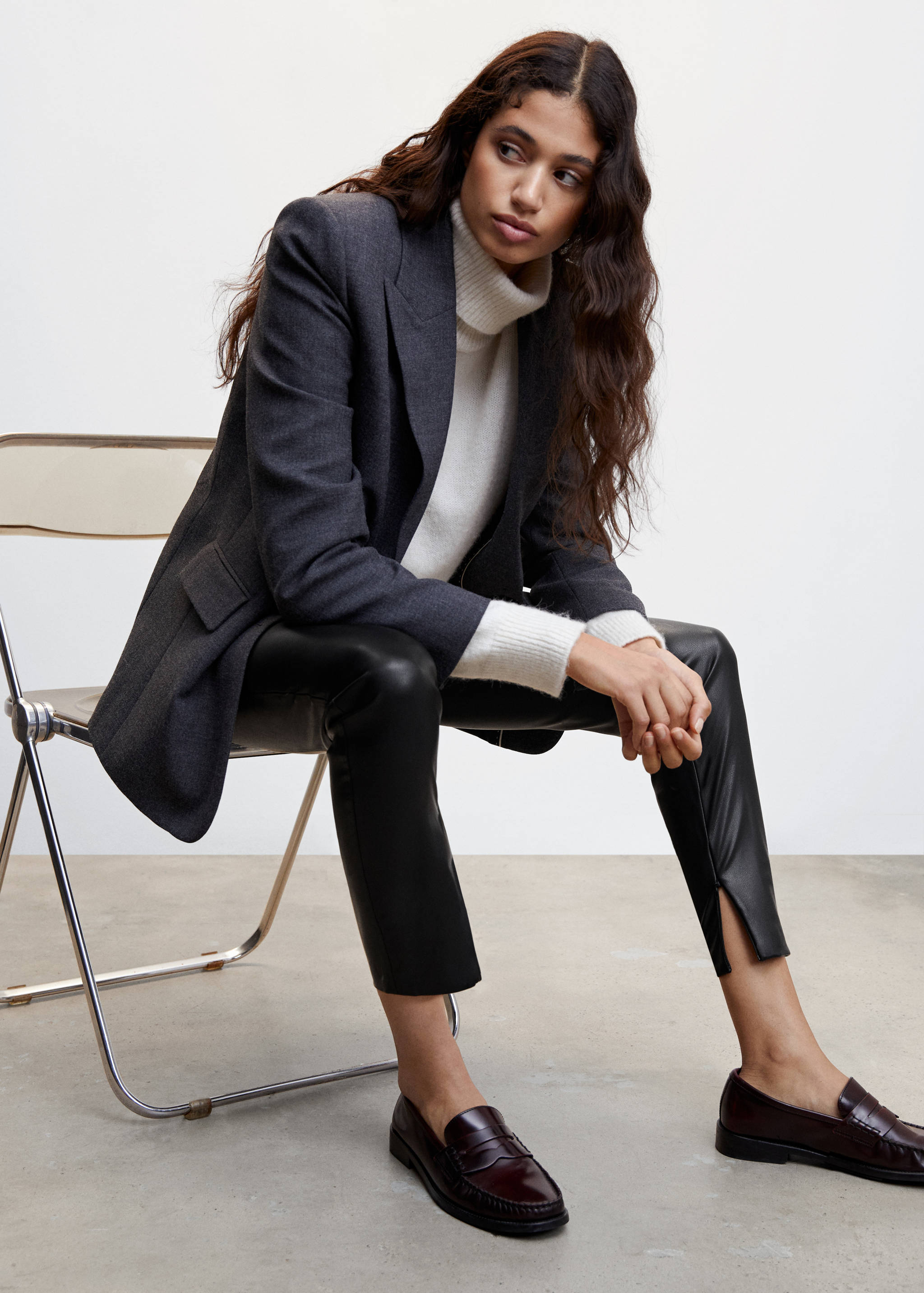 Legging simili-cuir ouvertures - Détail de l'article 6