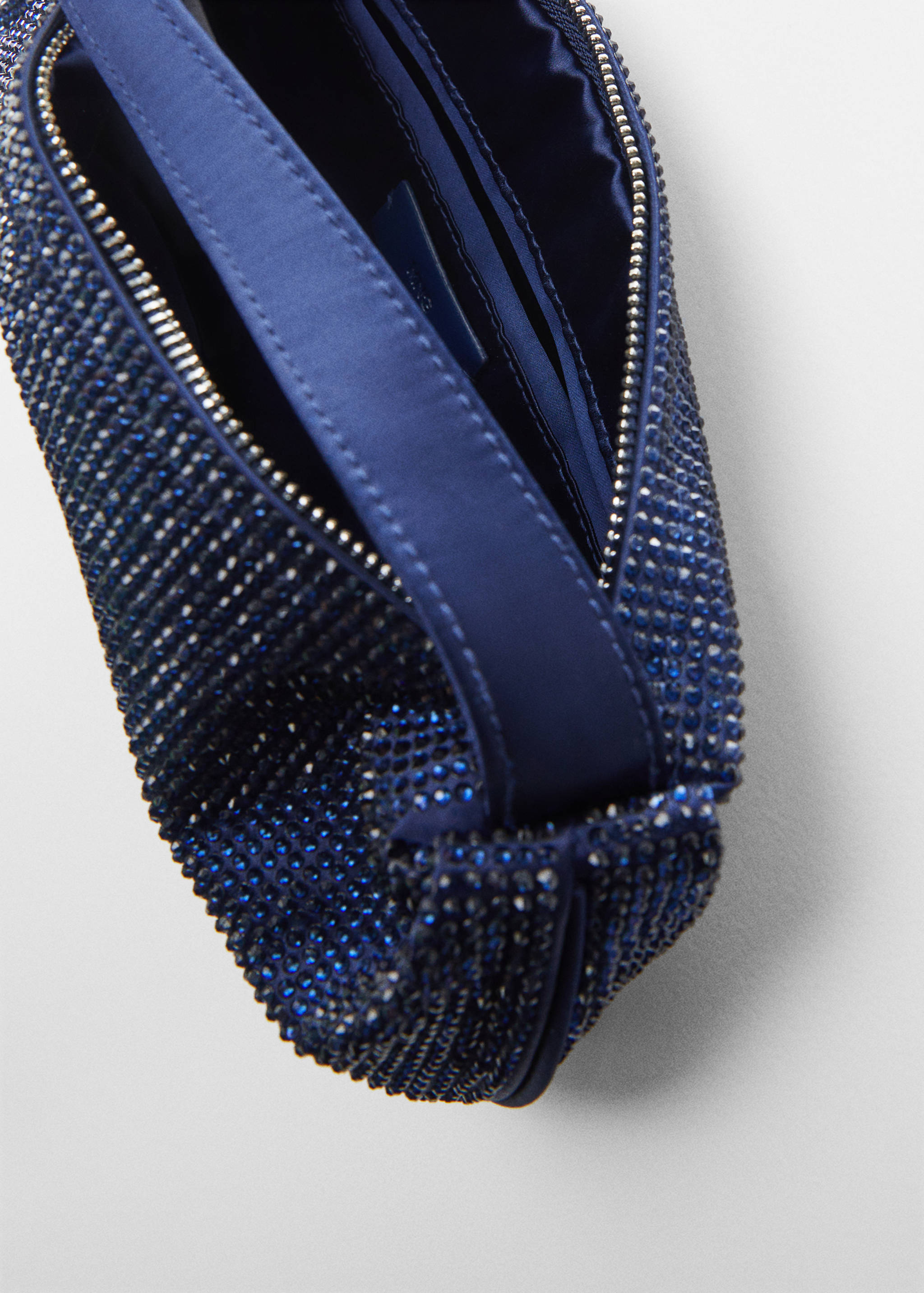 حقيبة كتف كريستال - تفاصيل المنتج 2