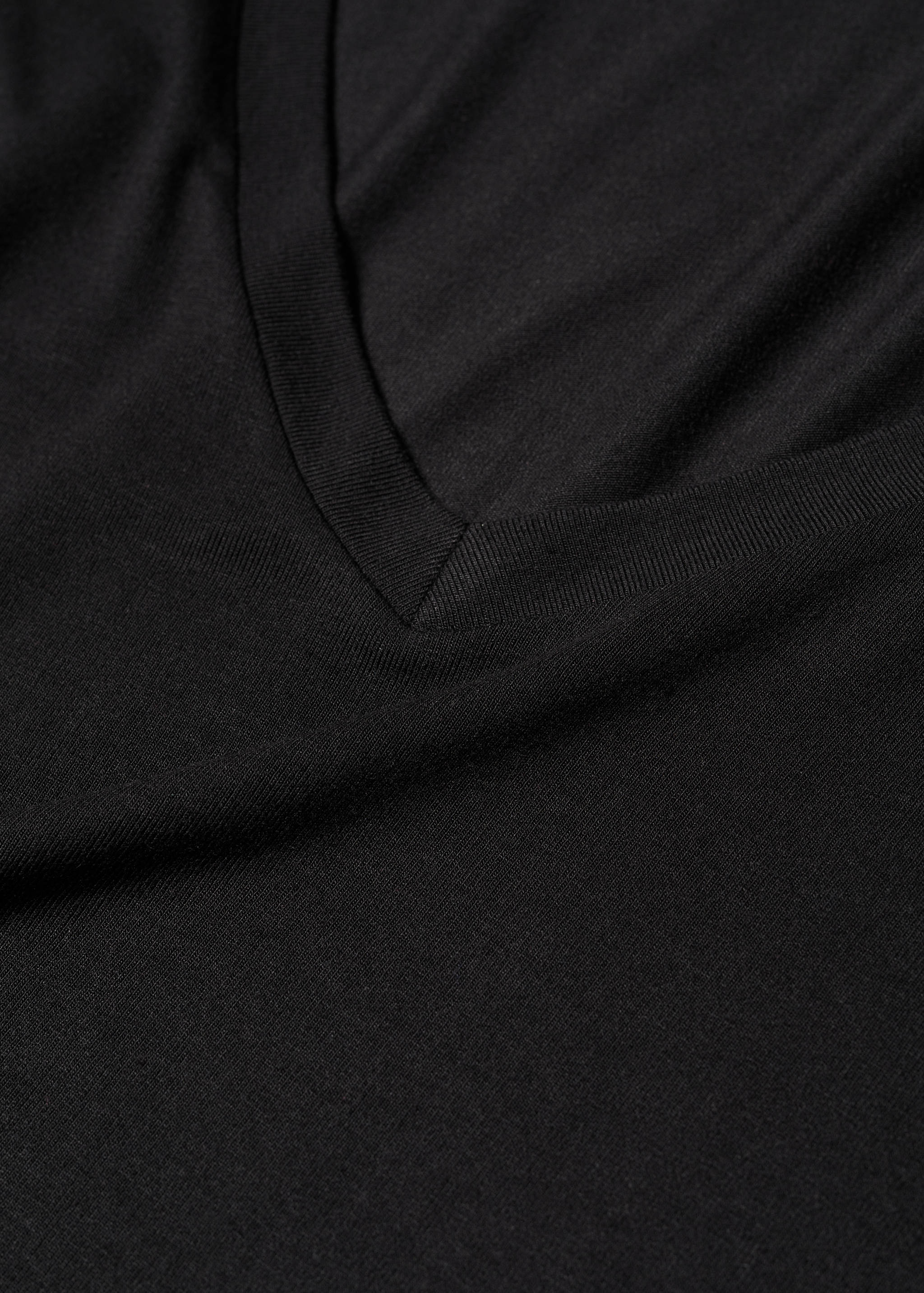 V-neck T-shirt - Details of the article 8