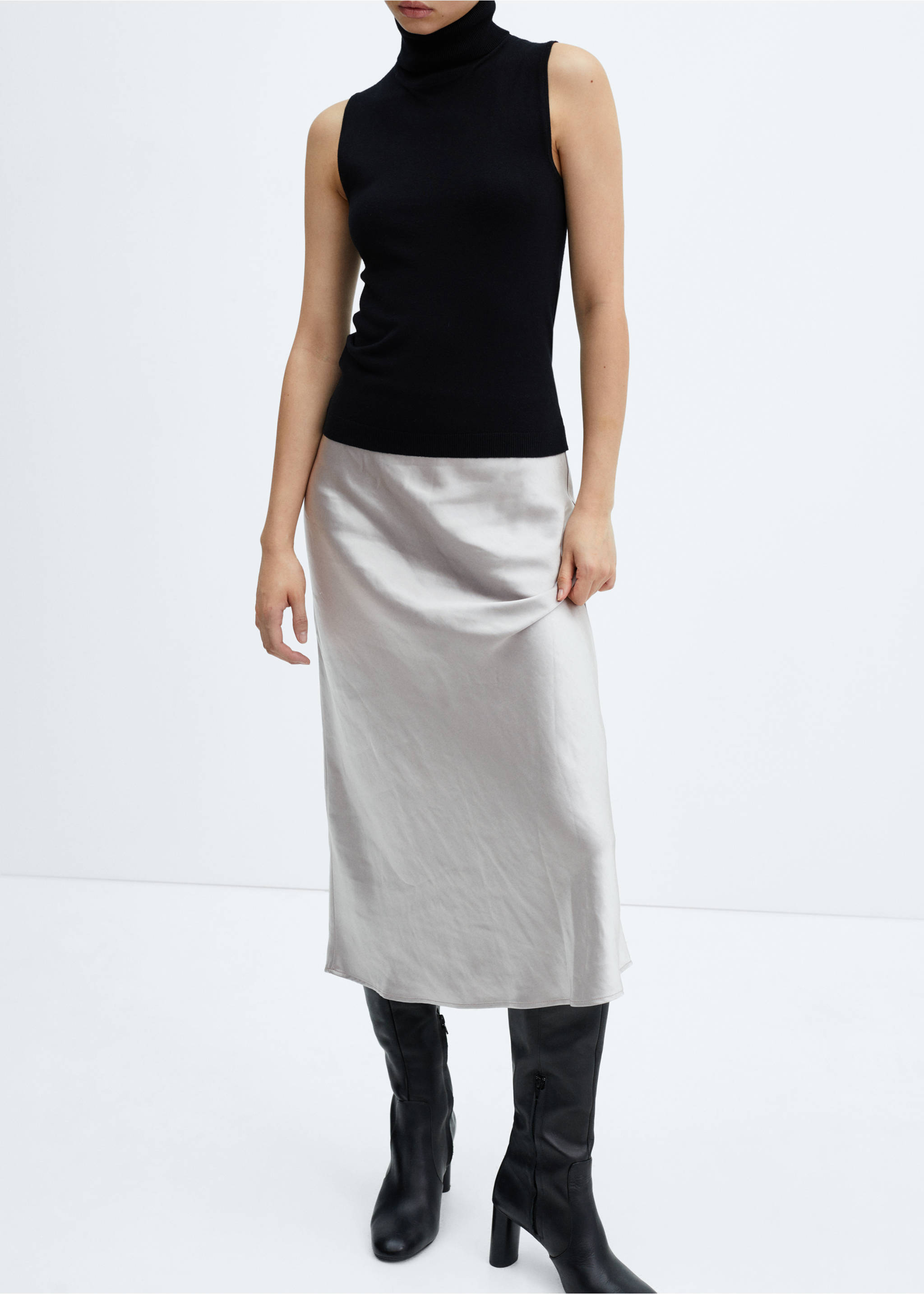Midi satin skirt - Medium plane, Grey. Ref: 57030409-01.