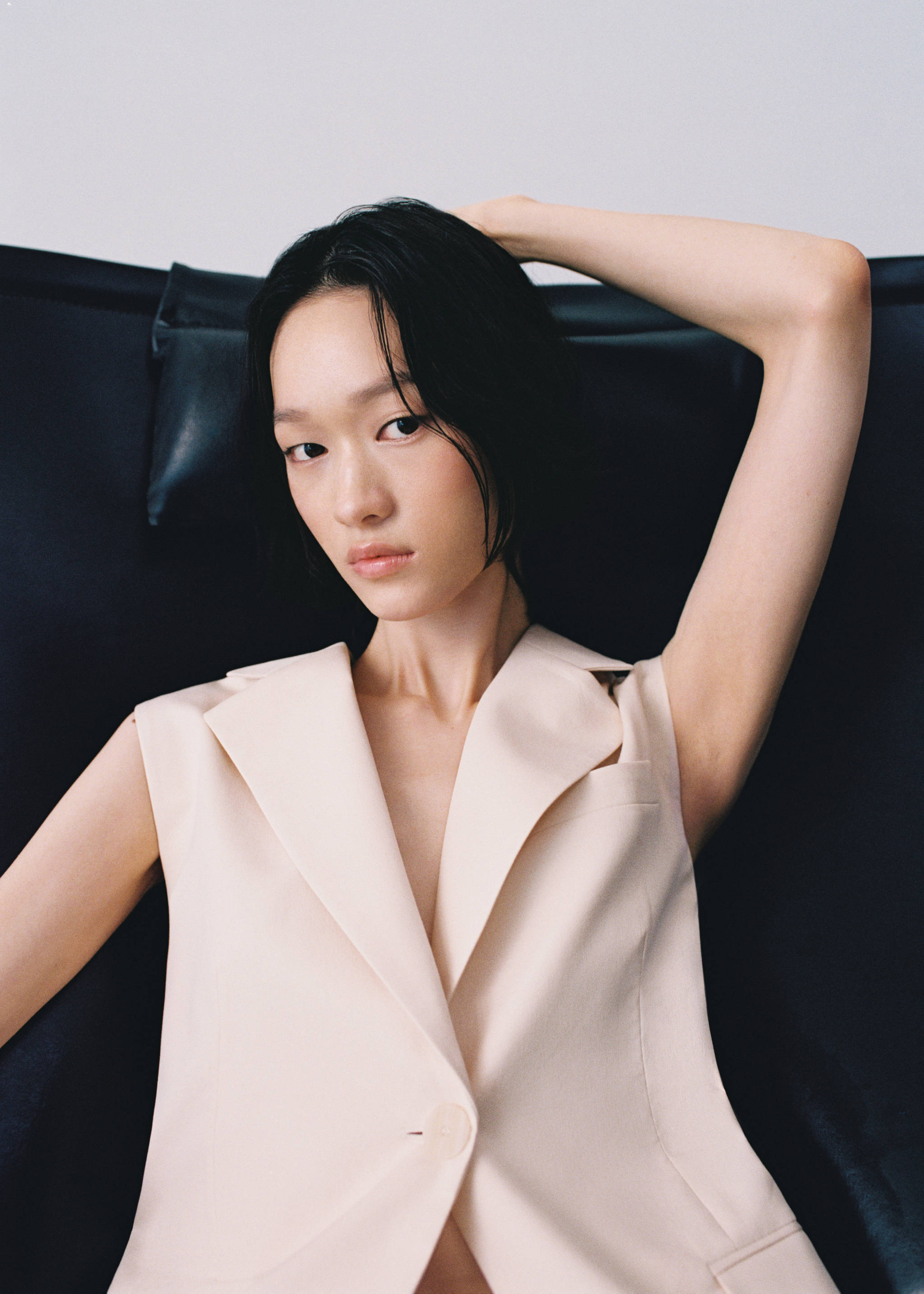 Long waistcoat with pockets - Details of the article 7