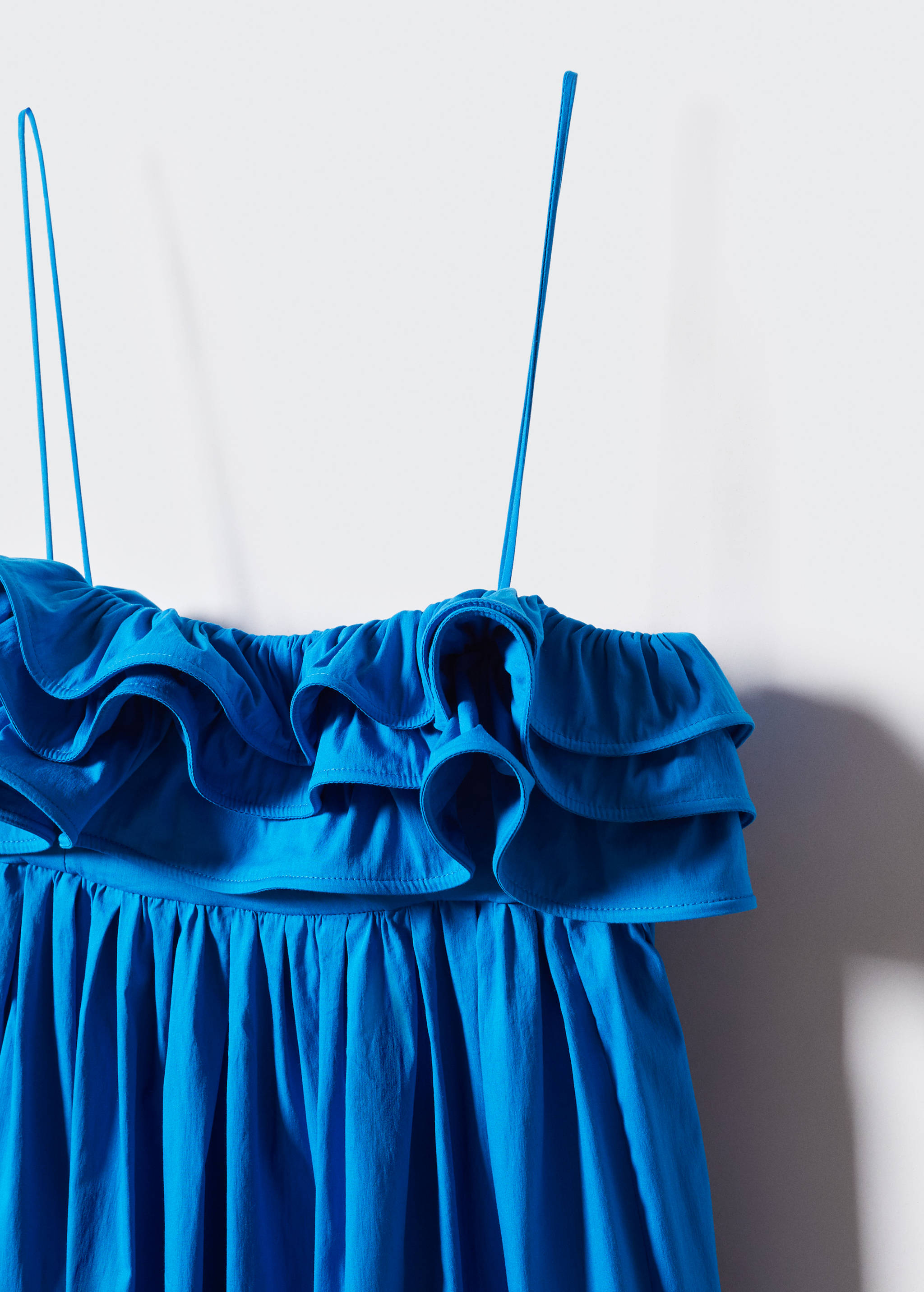 Long ruffled dress - Details of the article 8