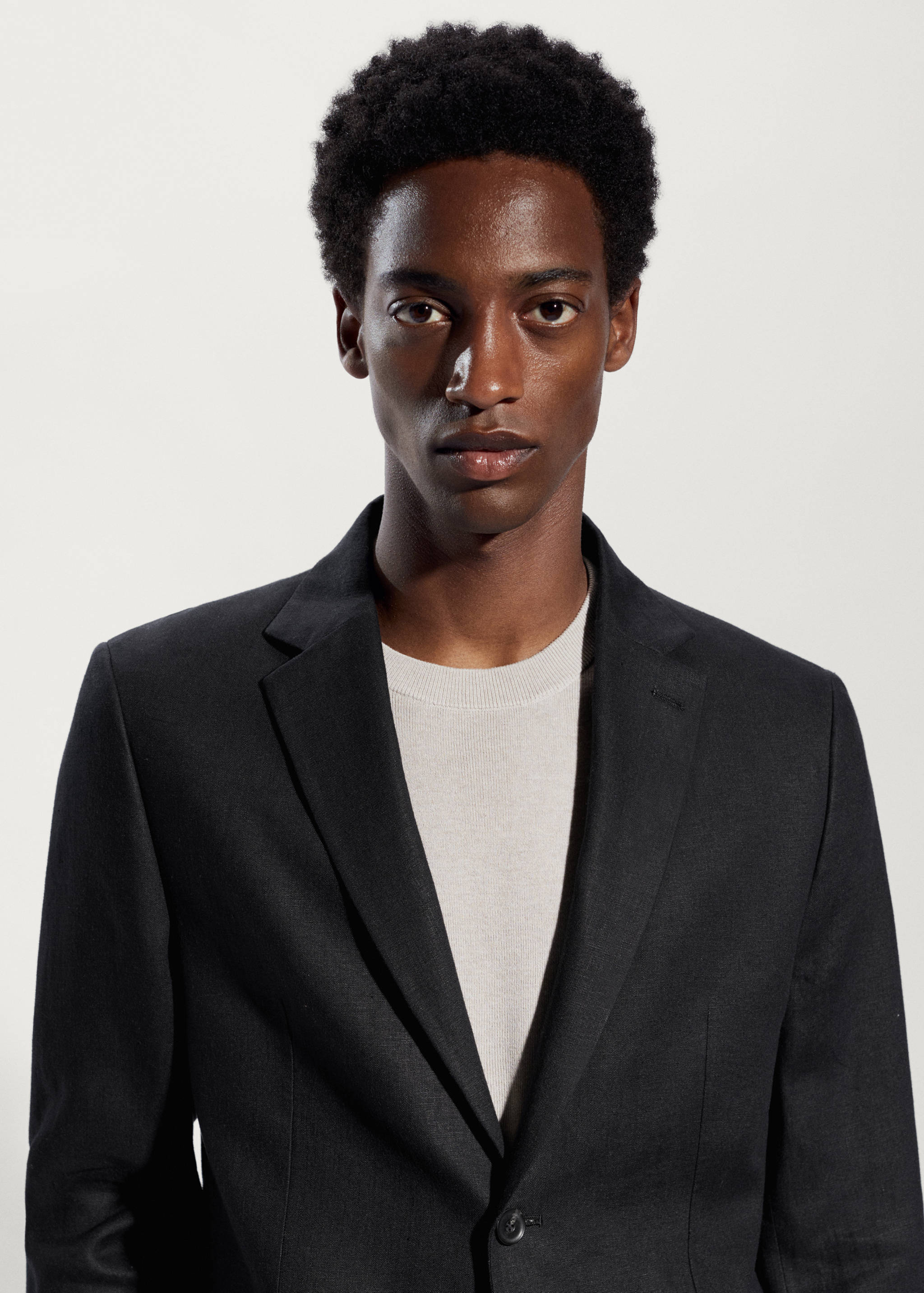 100% linen slim fit blazer - Details of the article 1