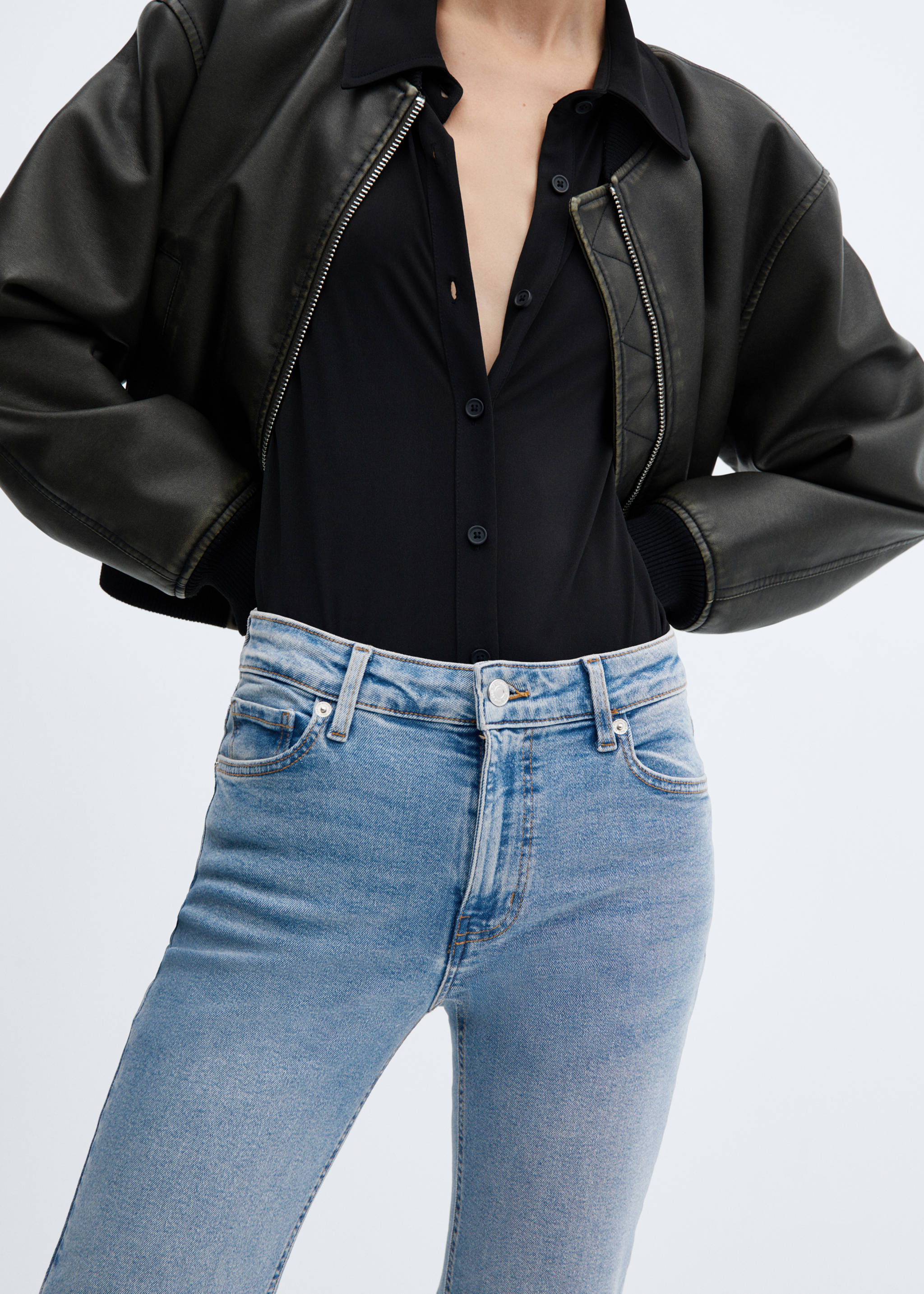 Sienna flared cropped jeans - Details of the article 6