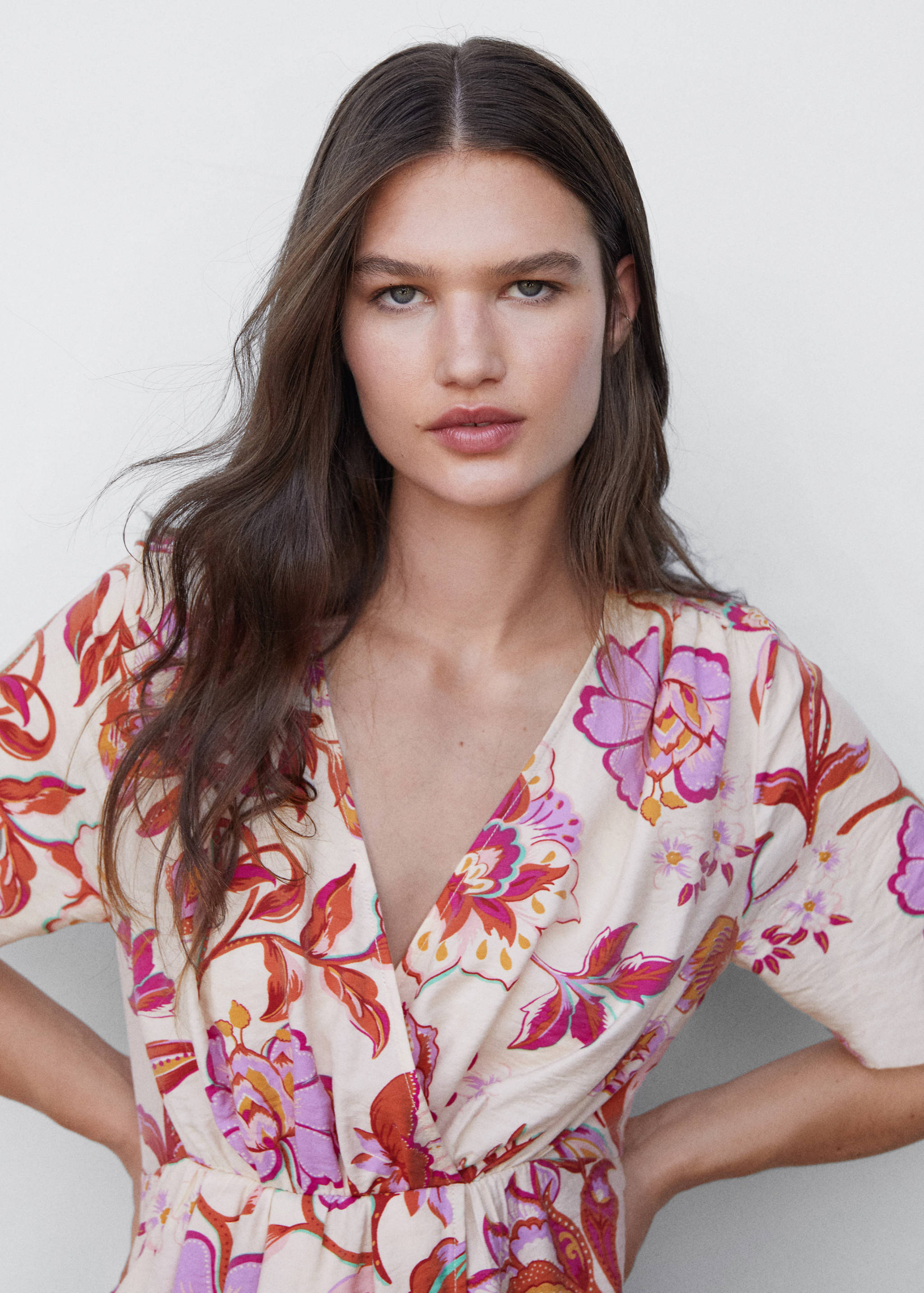 Short printed wrap dress - Details of the article 1