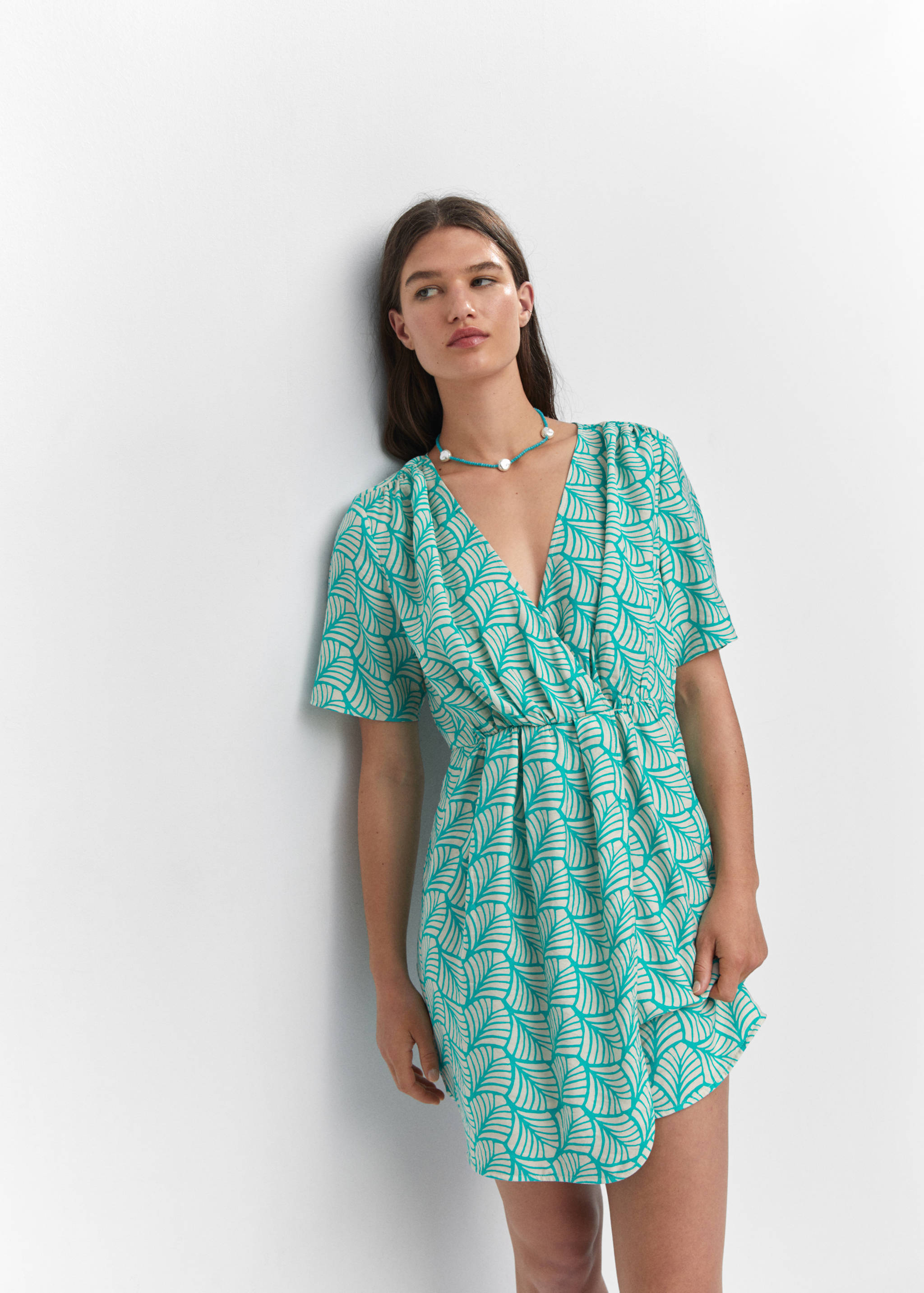 Short printed wrap dress - Details of the article 2