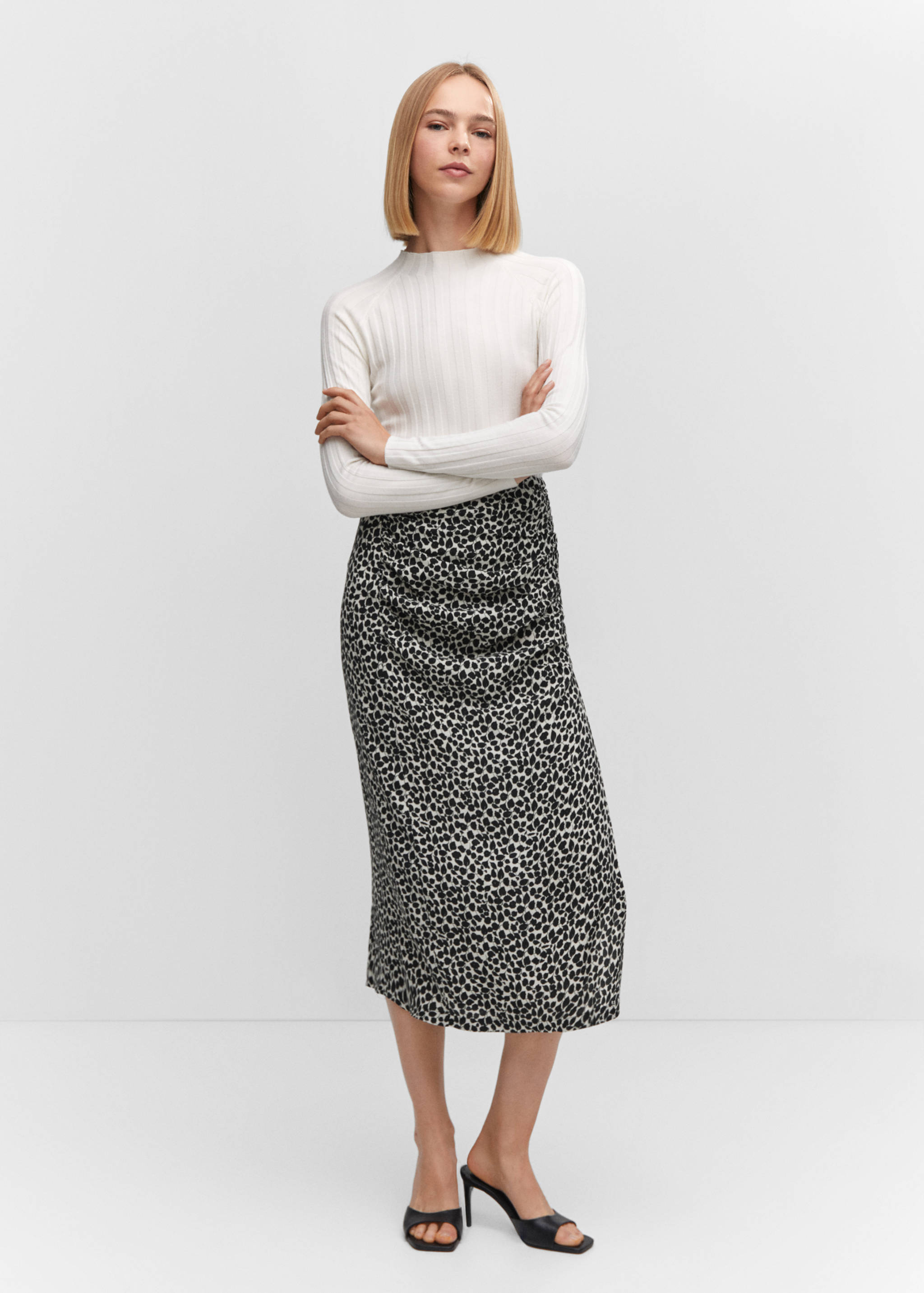 Printed skirt with slit - General plane