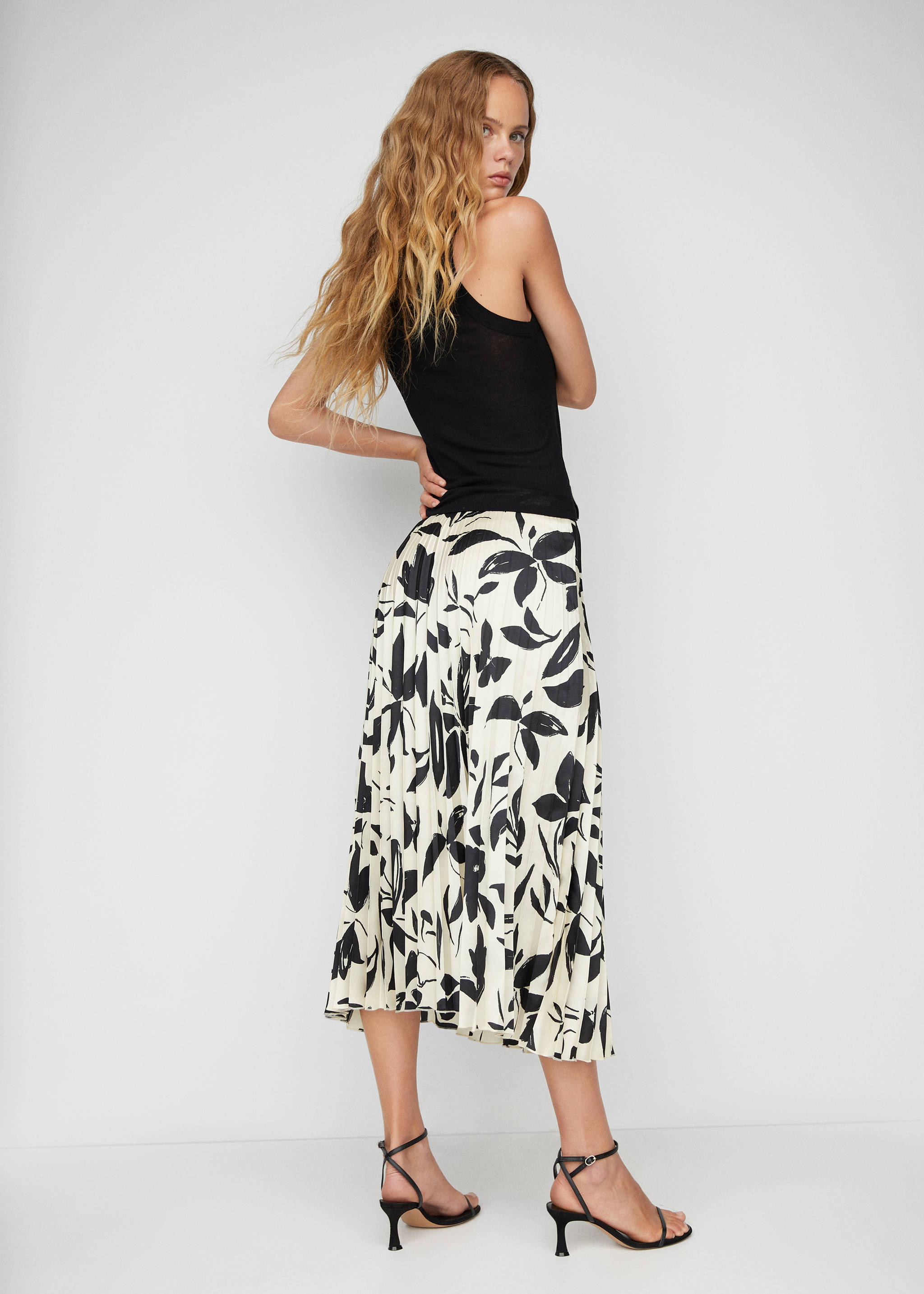 Printed pleated skirt - Reverse of the article