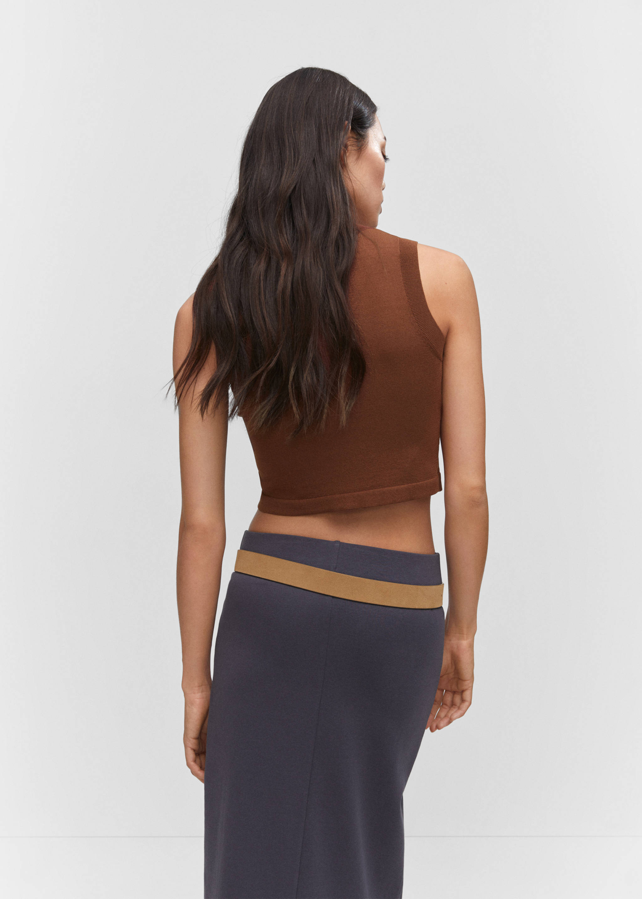 Top crop cuello halter - Reverso del artículo