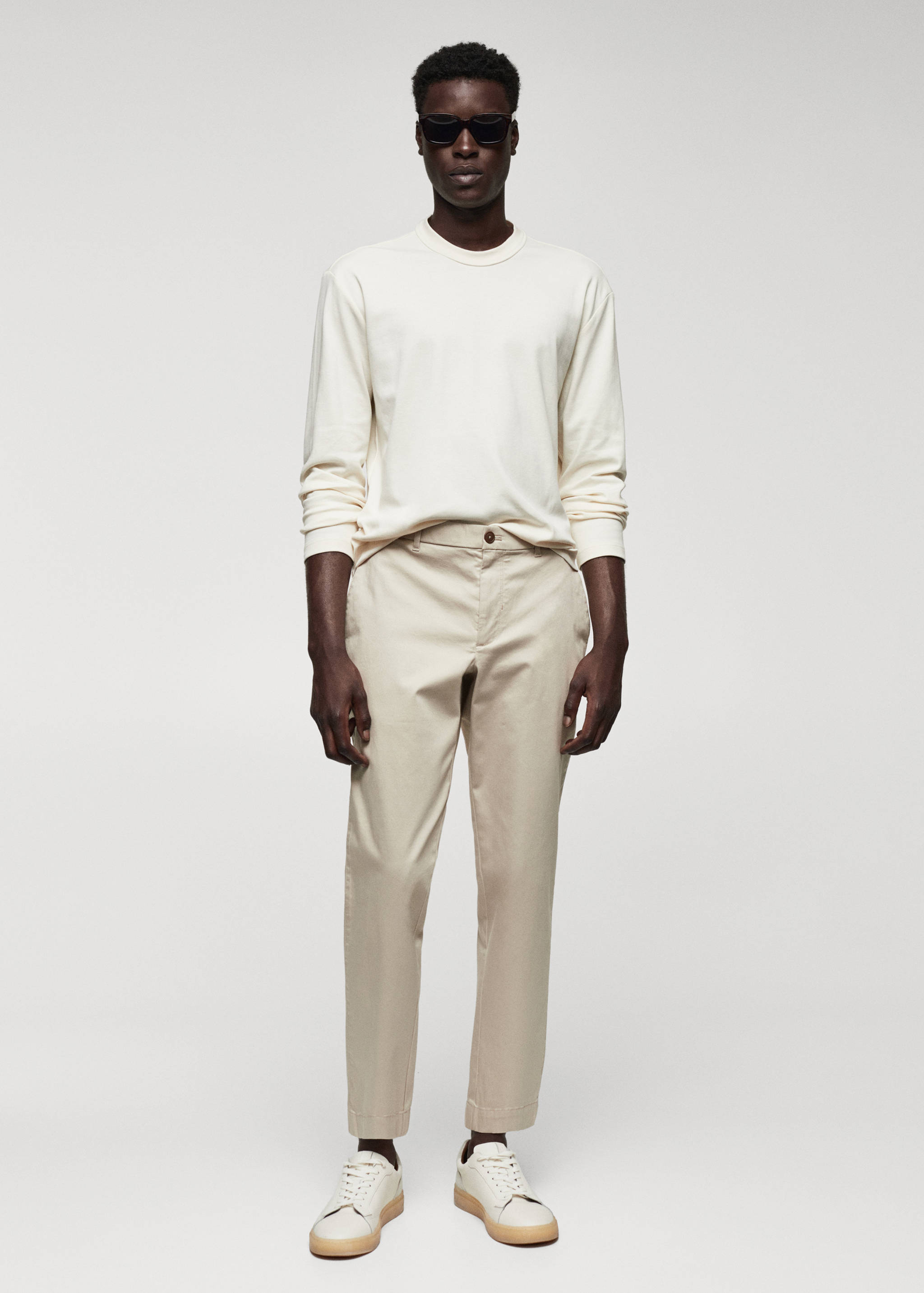 Pantalón slim fit algodón elástico - Plano general