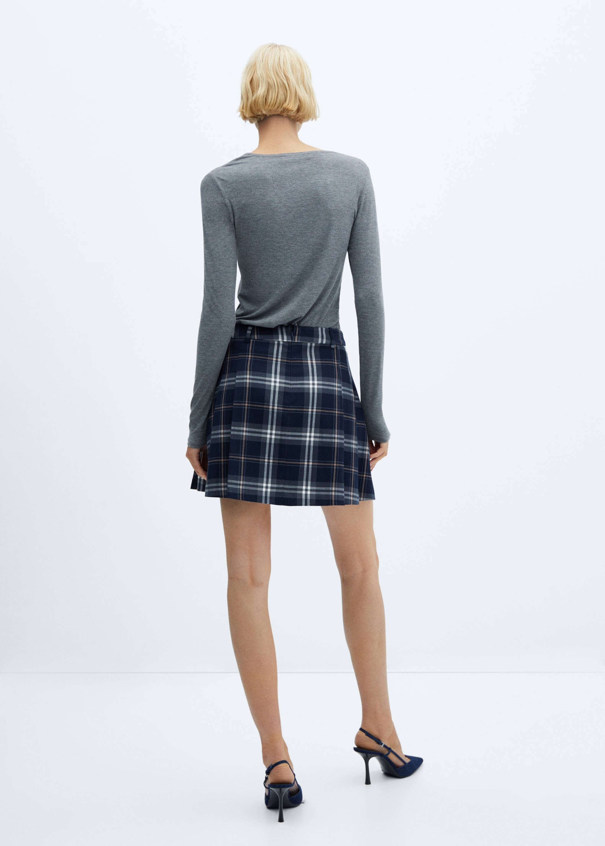 Minijupe plissée - Verso de l’article