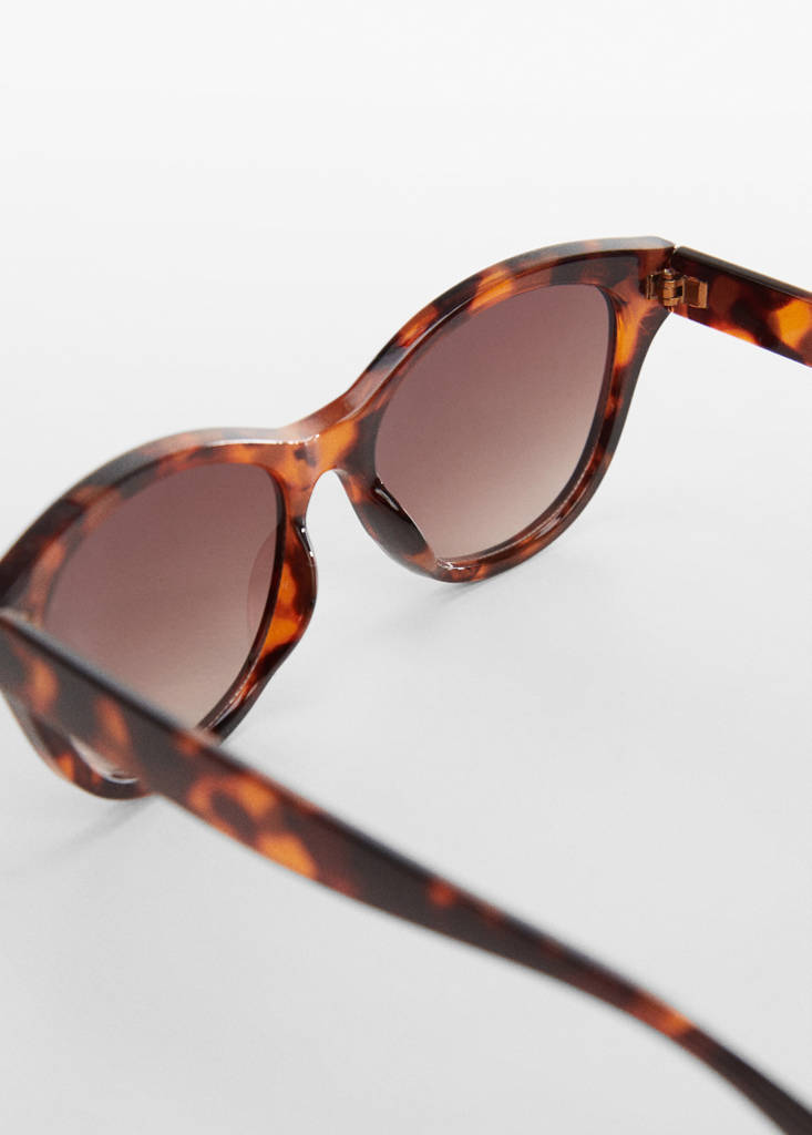 Resin frame sunglasses — Chocolate