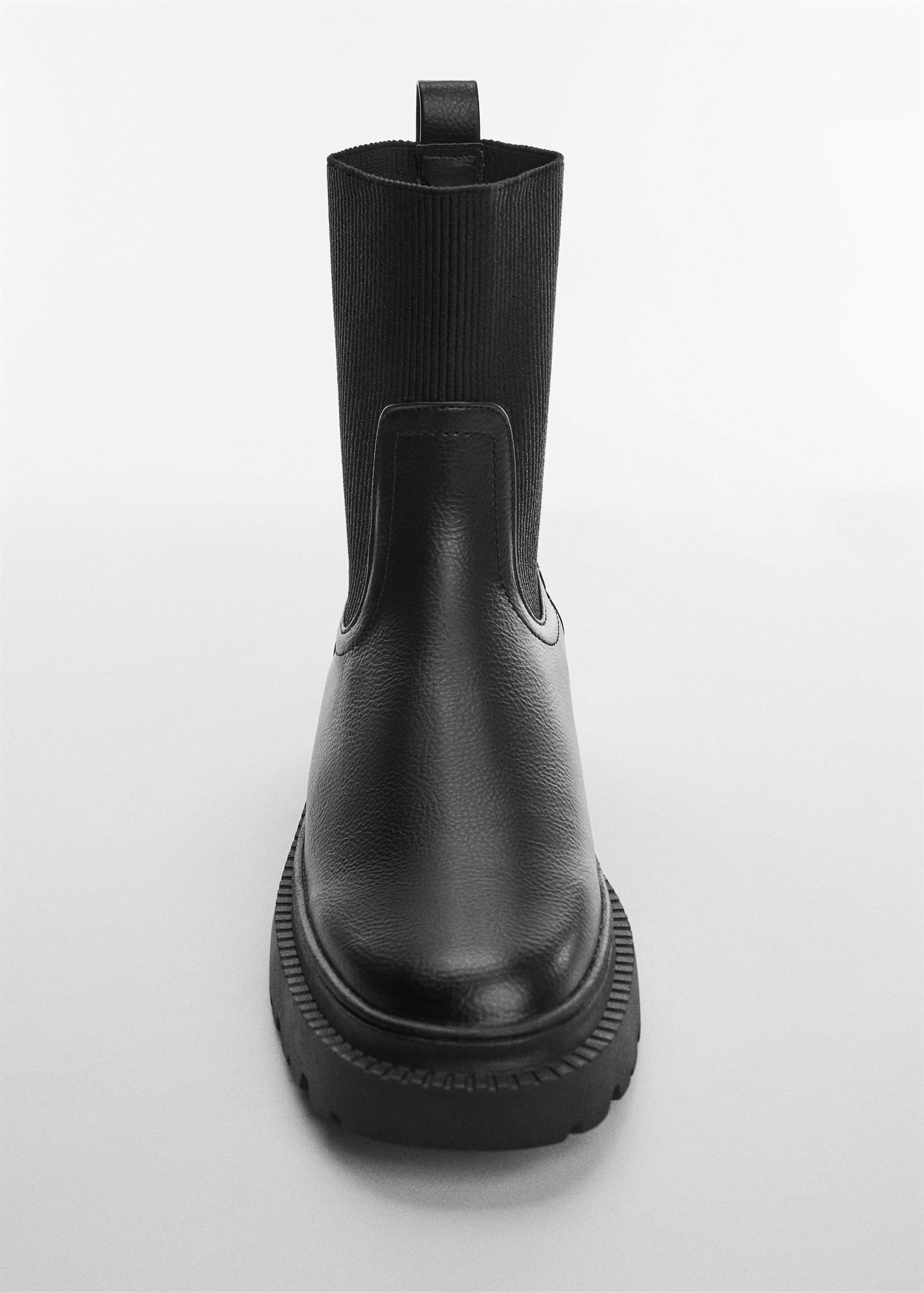 Platform track-sole ankle boots - Details of the article 2