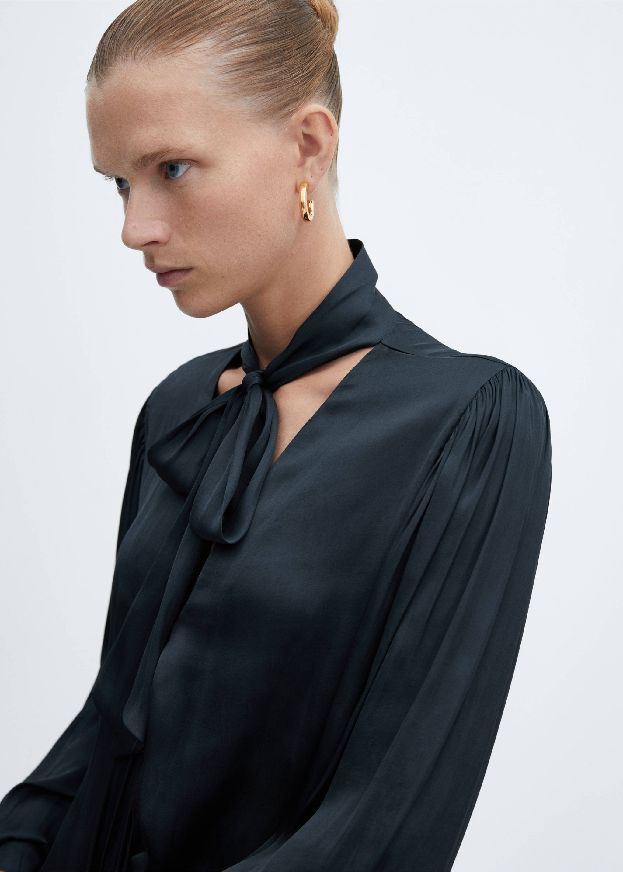 Bow satin blouse - Details of the article 1, Charcoal. Ref: 57035791-00.