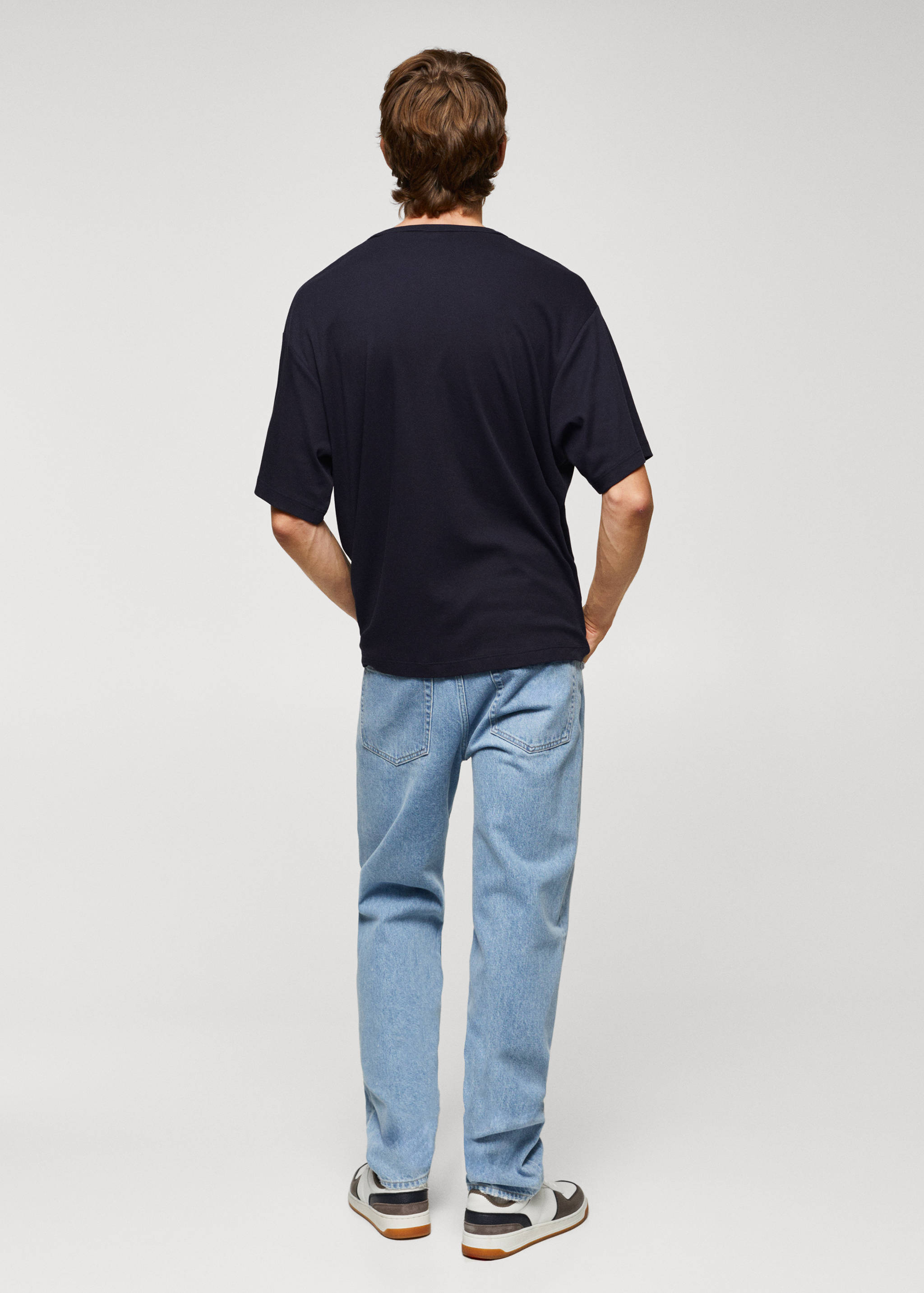 Футболка 100% хлопок relaxed fit - Обратная сторона изделия