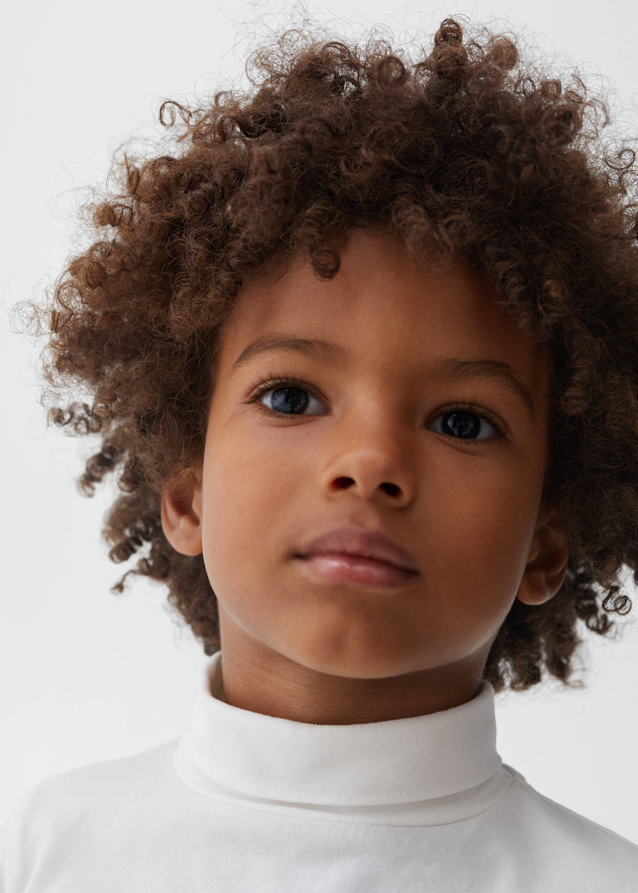 Turtleneck long-sleeved t-shirt - Details of the article 1