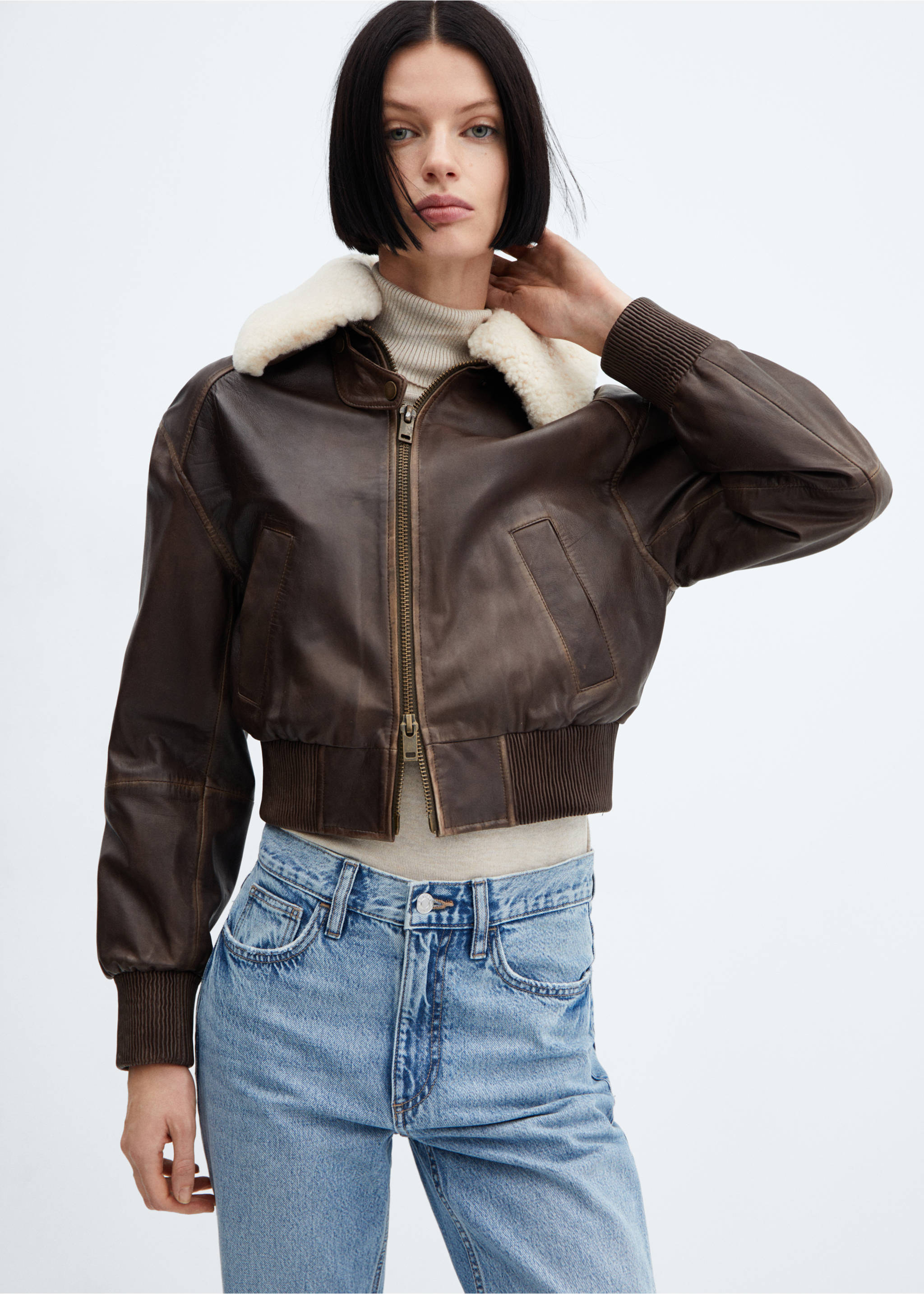 Leather bomber jacket with shearling collar - Details of the article 2, Brown. Ref: 57035986-00.