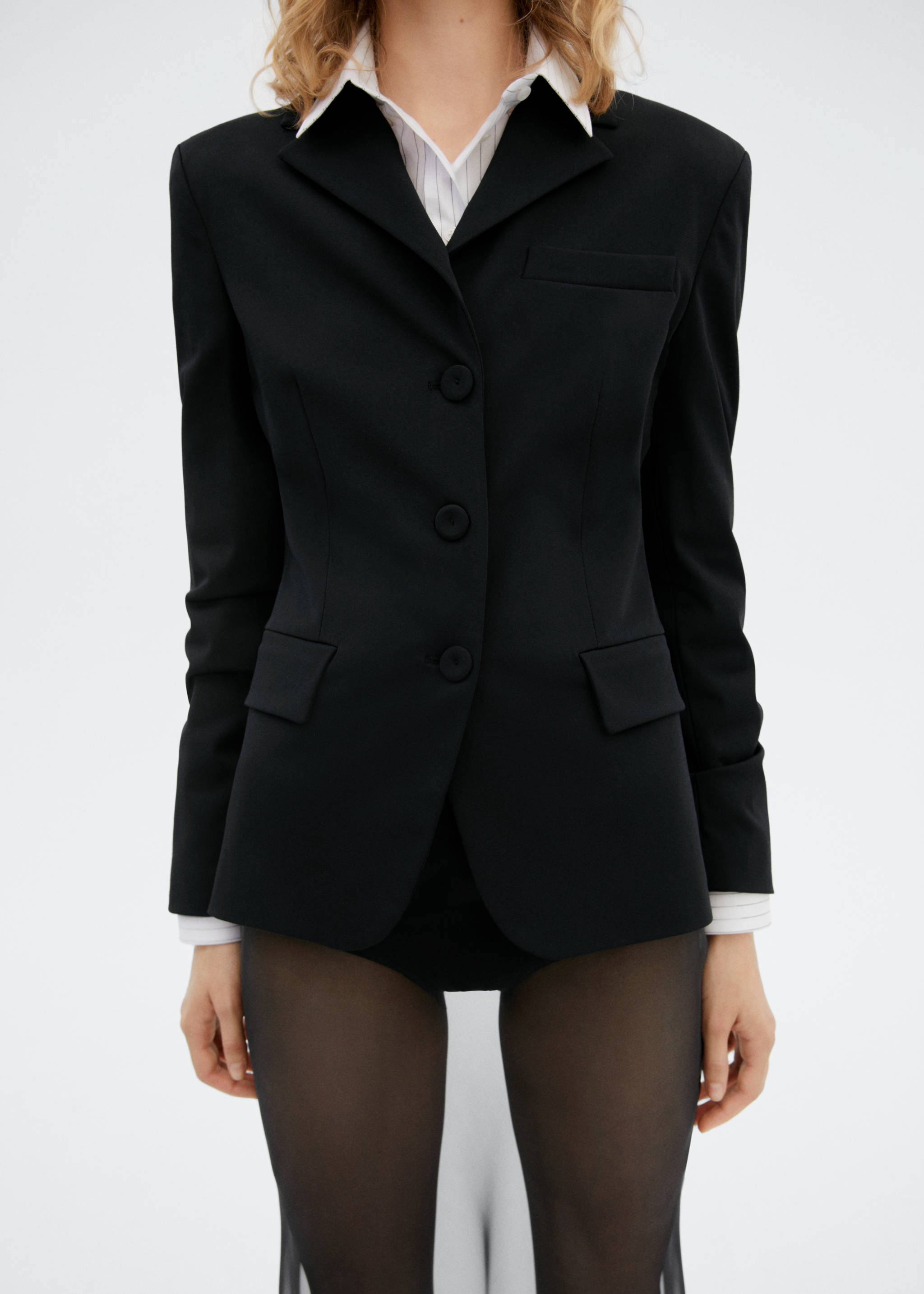 Пиджак с тремя пуговицами - Деталь изделия 2