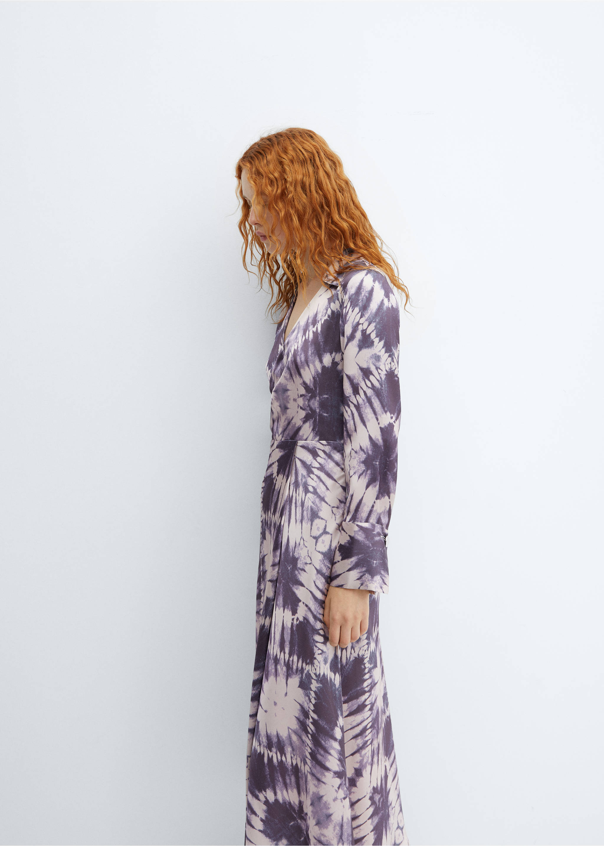 Satin tie-dye dress - Details of the article 2, Light/Pastel Purple. Ref: 57036028-00.