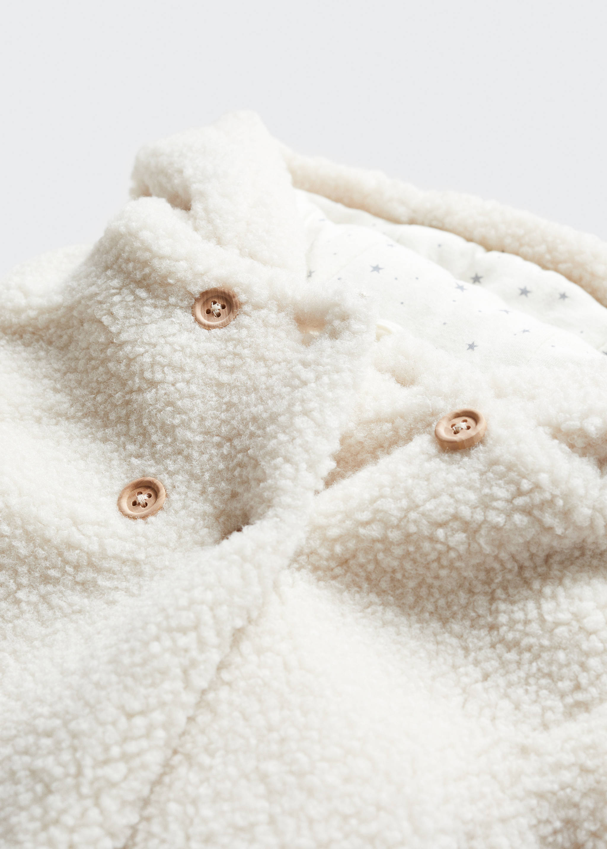 Double-breasted coat with shearling-effect lining - Details of the article 8