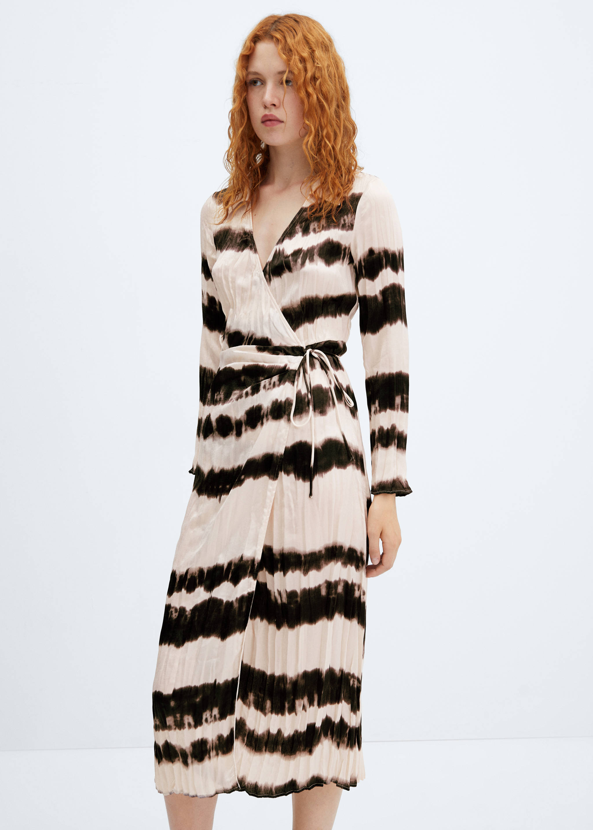 Robe chemise plissée tie and dye - Plan moyen