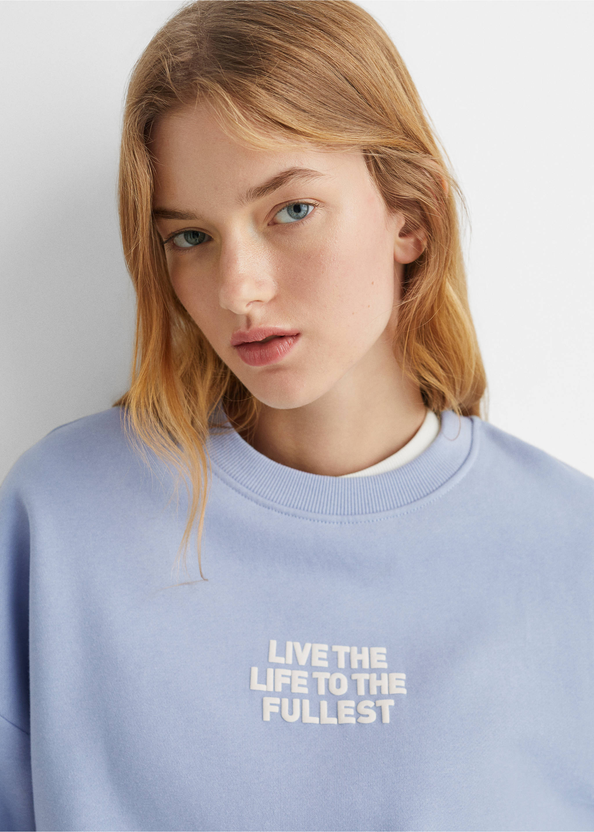 Printed message sweatshirt - Details of the article 1, Blue. Ref: 57036724-00.