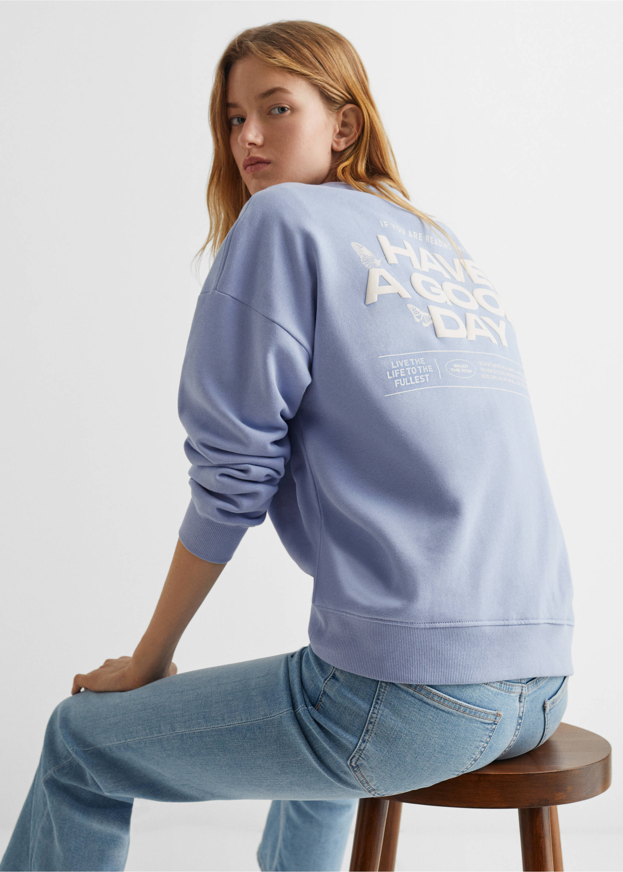 Printed message sweatshirt - Details of the article 2, Blue. Ref: 57036724-00.