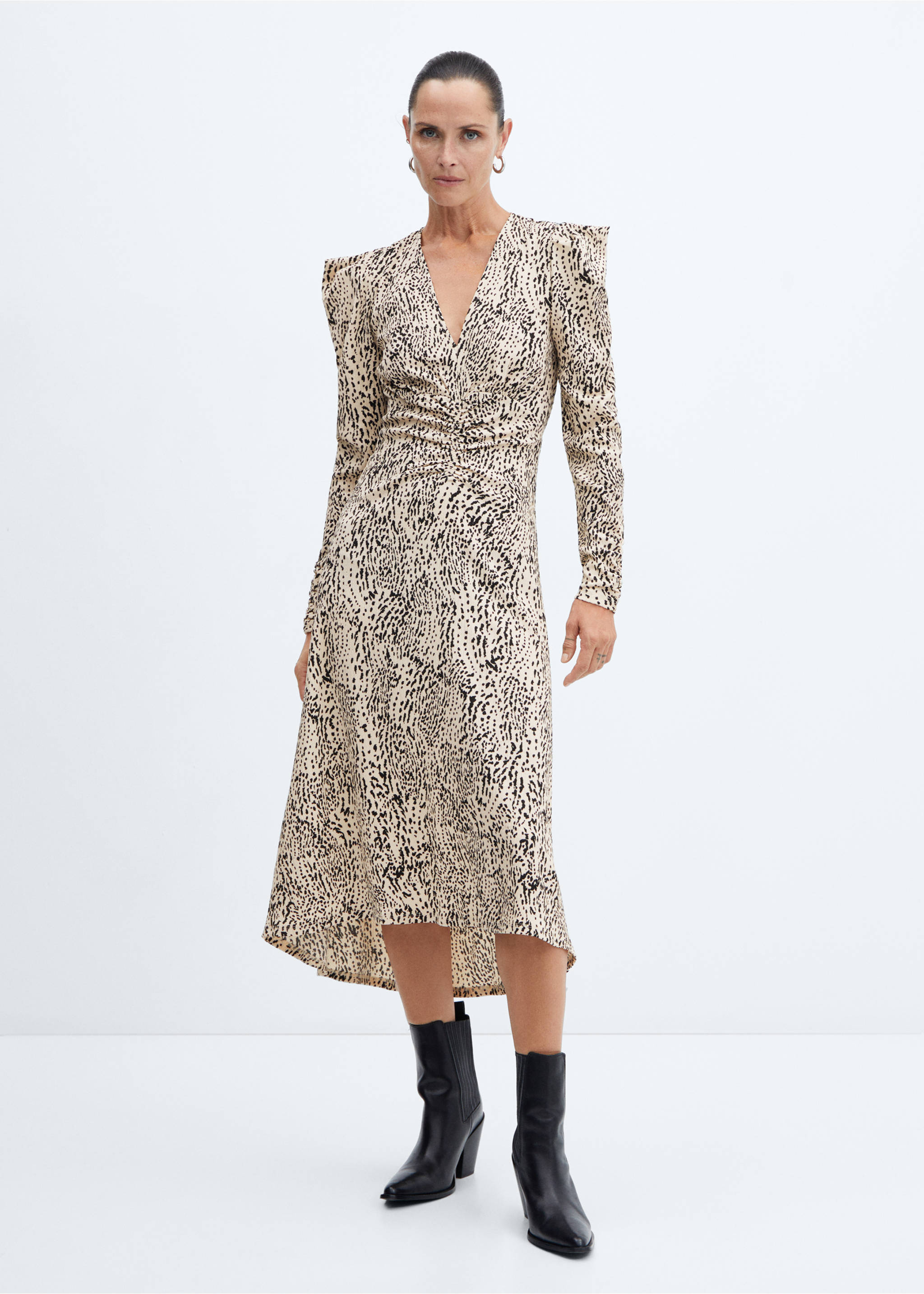 V-neck dress with gathered neckline - General plane, Ecru. Ref: 57037126-00.