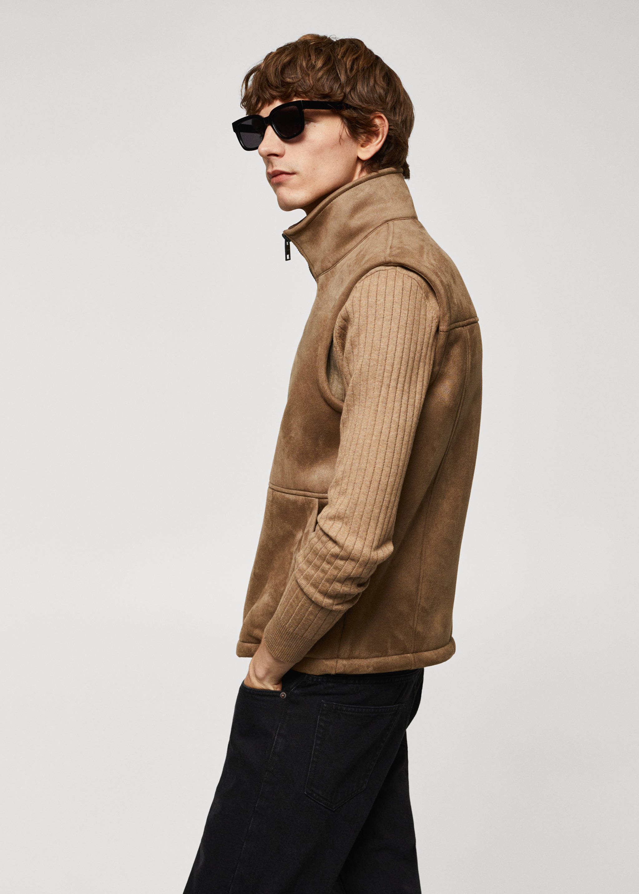 Shearling-lined faux-leather gilet - Details of the article 2