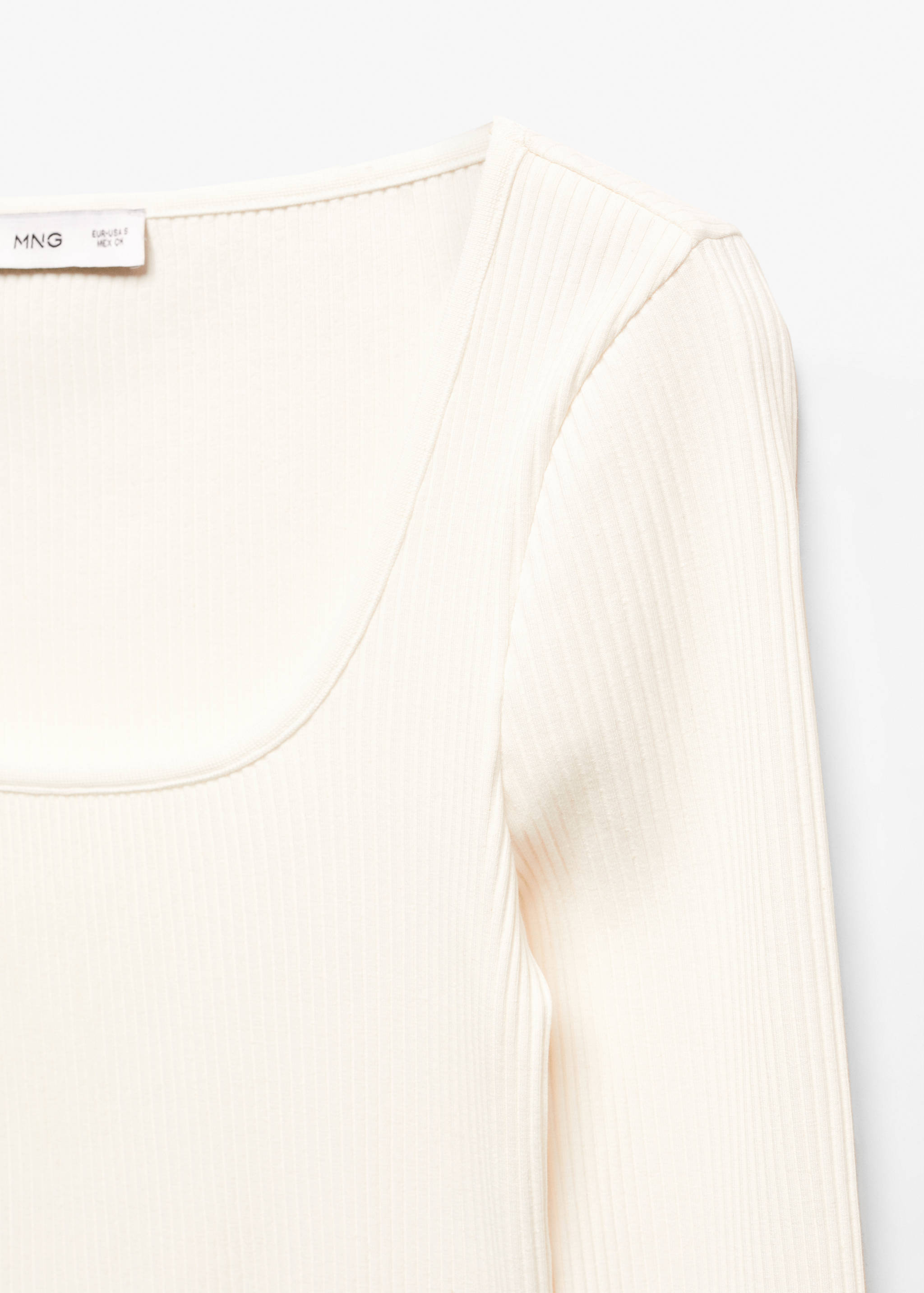 Low-cut ribbed T-shirt - Details of the article 8
