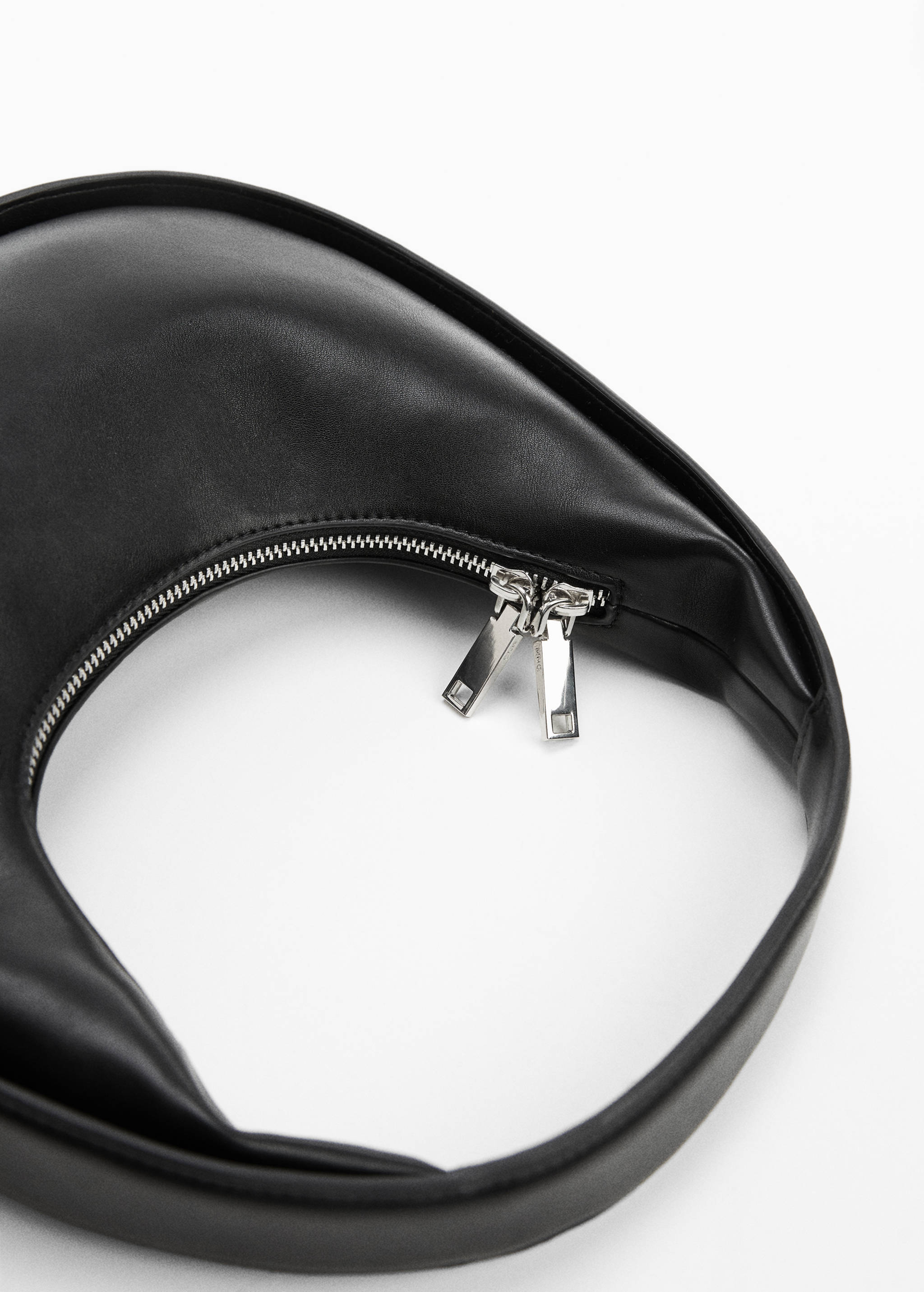 Faux-leather shoulder bag - Details of the article 2