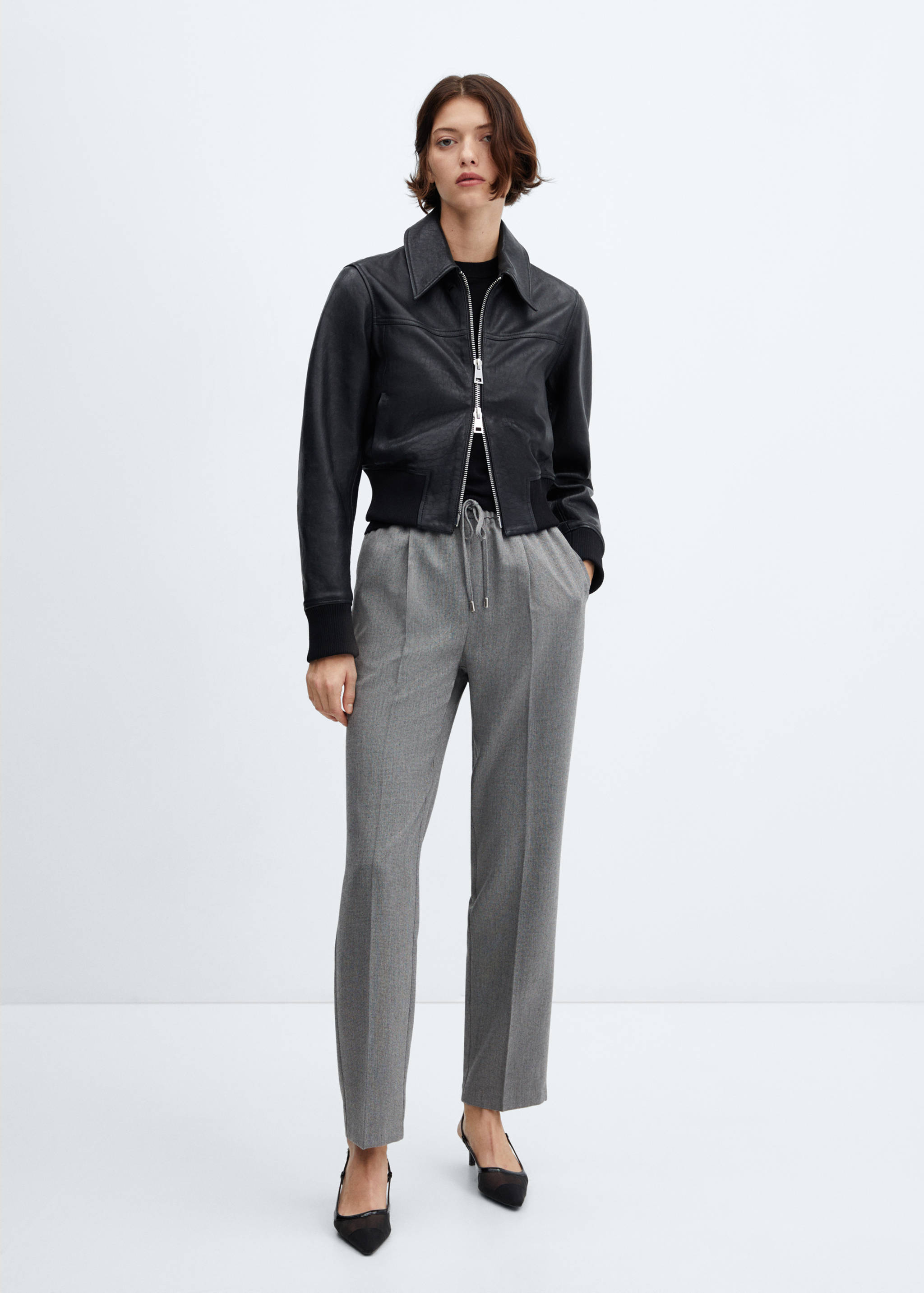 Flowy jogger trousers - General plane