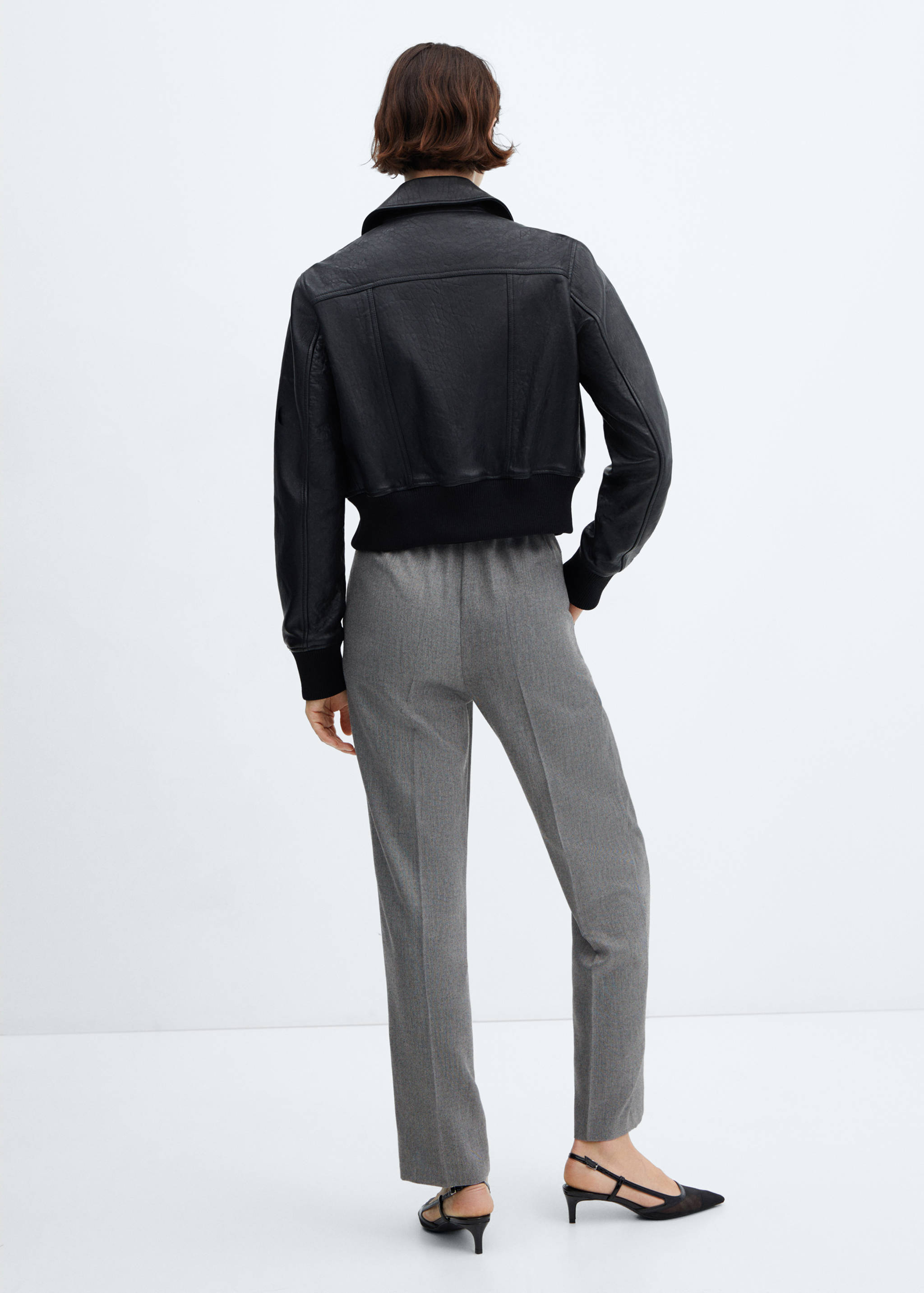 Flowy jogger trousers - Reverse of the article