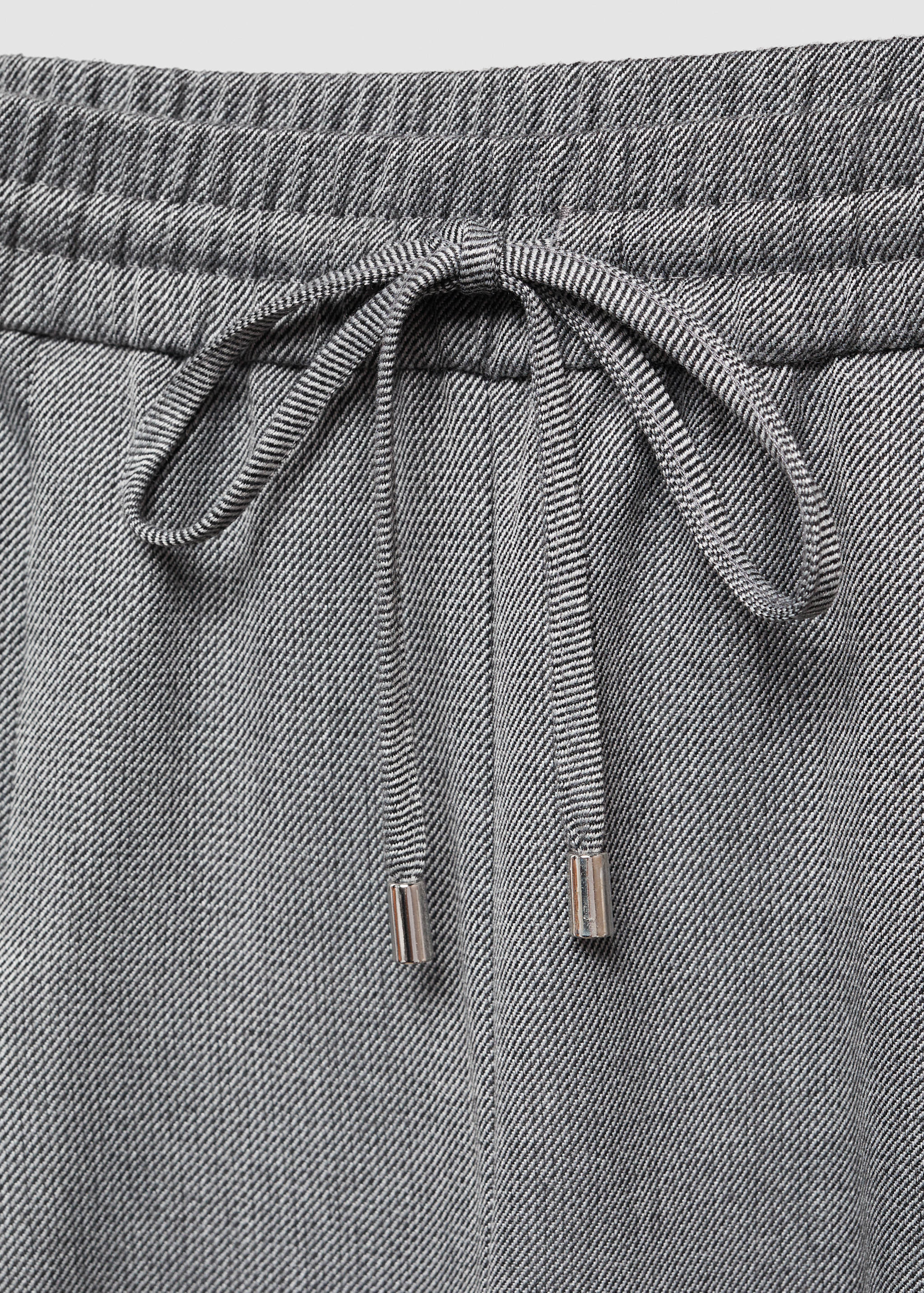 Flowy jogger trousers - Details of the article 8
