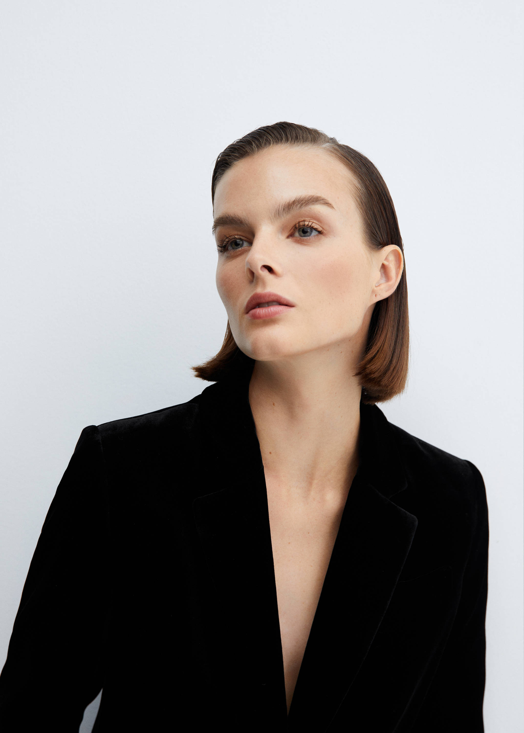 Бархатный костюмный пиджак - Деталь изделия 1