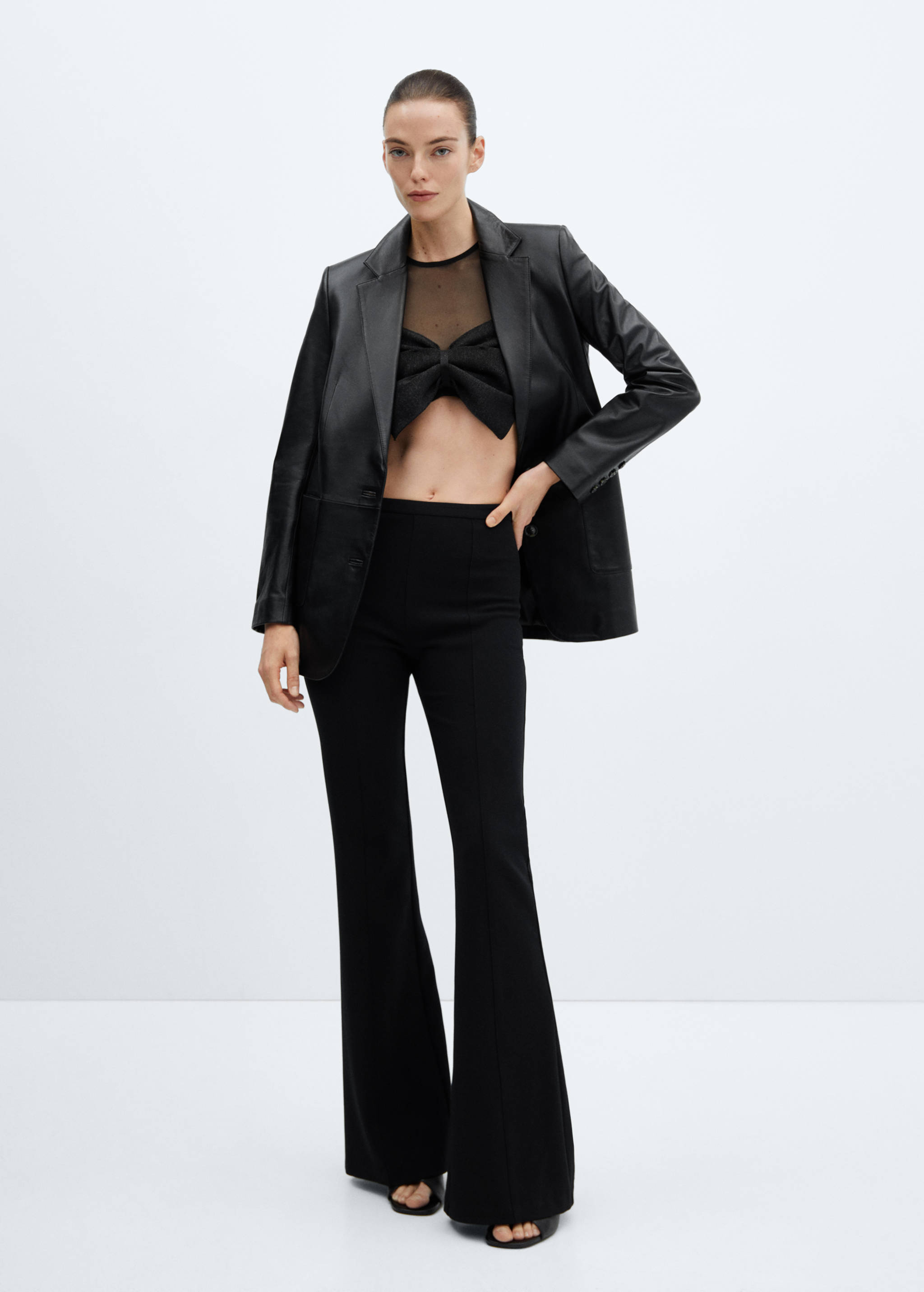 Комбинированный топ из трикотажа с бантом - Общий план