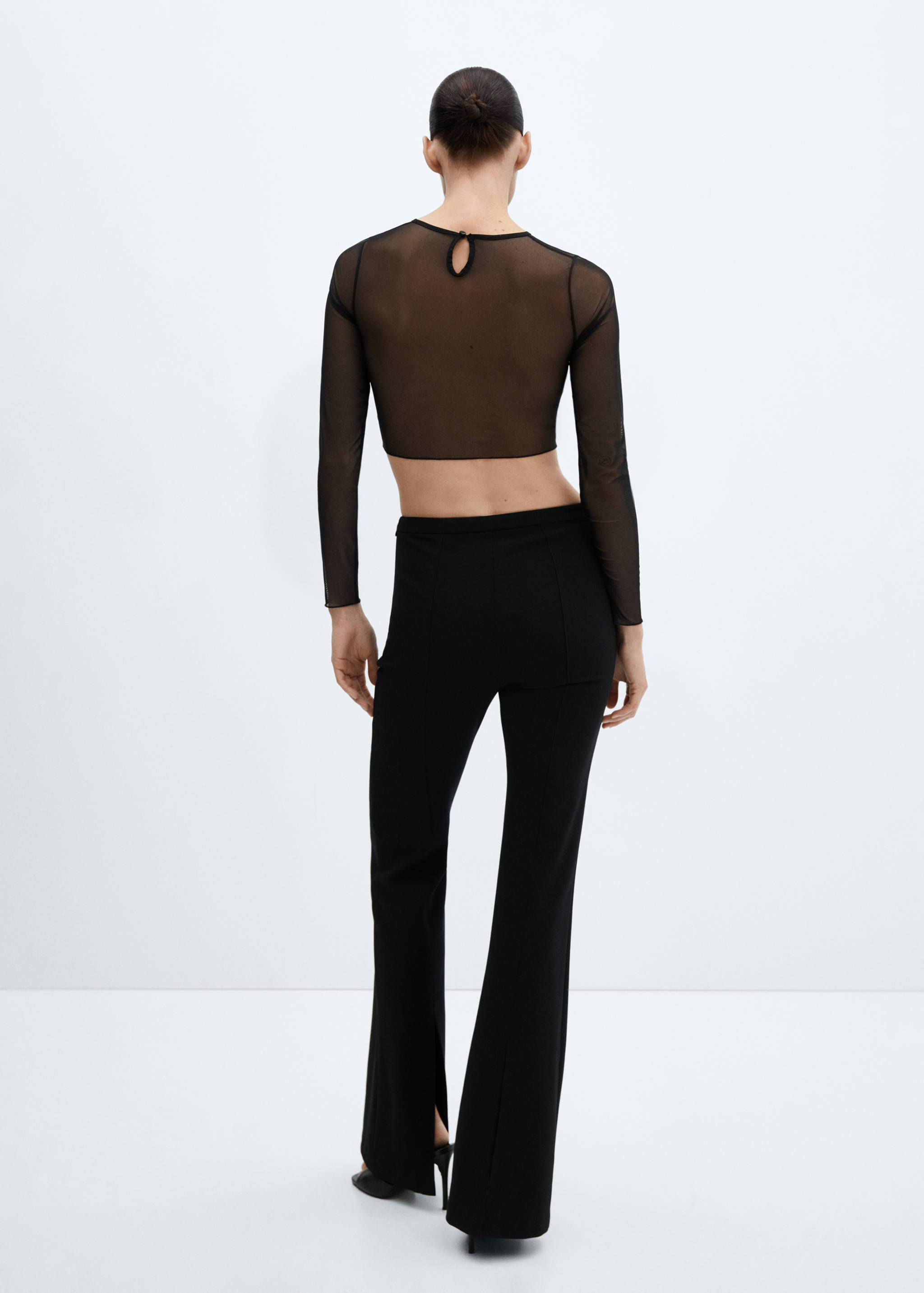 Комбинированный топ из трикотажа с бантом - Обратная сторона изделия