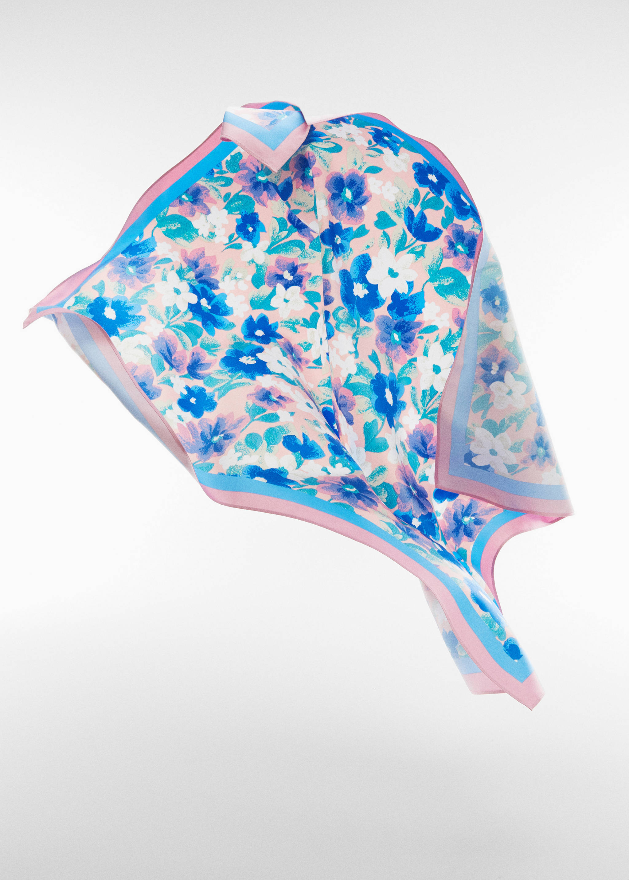 Floral print scarf - Details of the article 5
