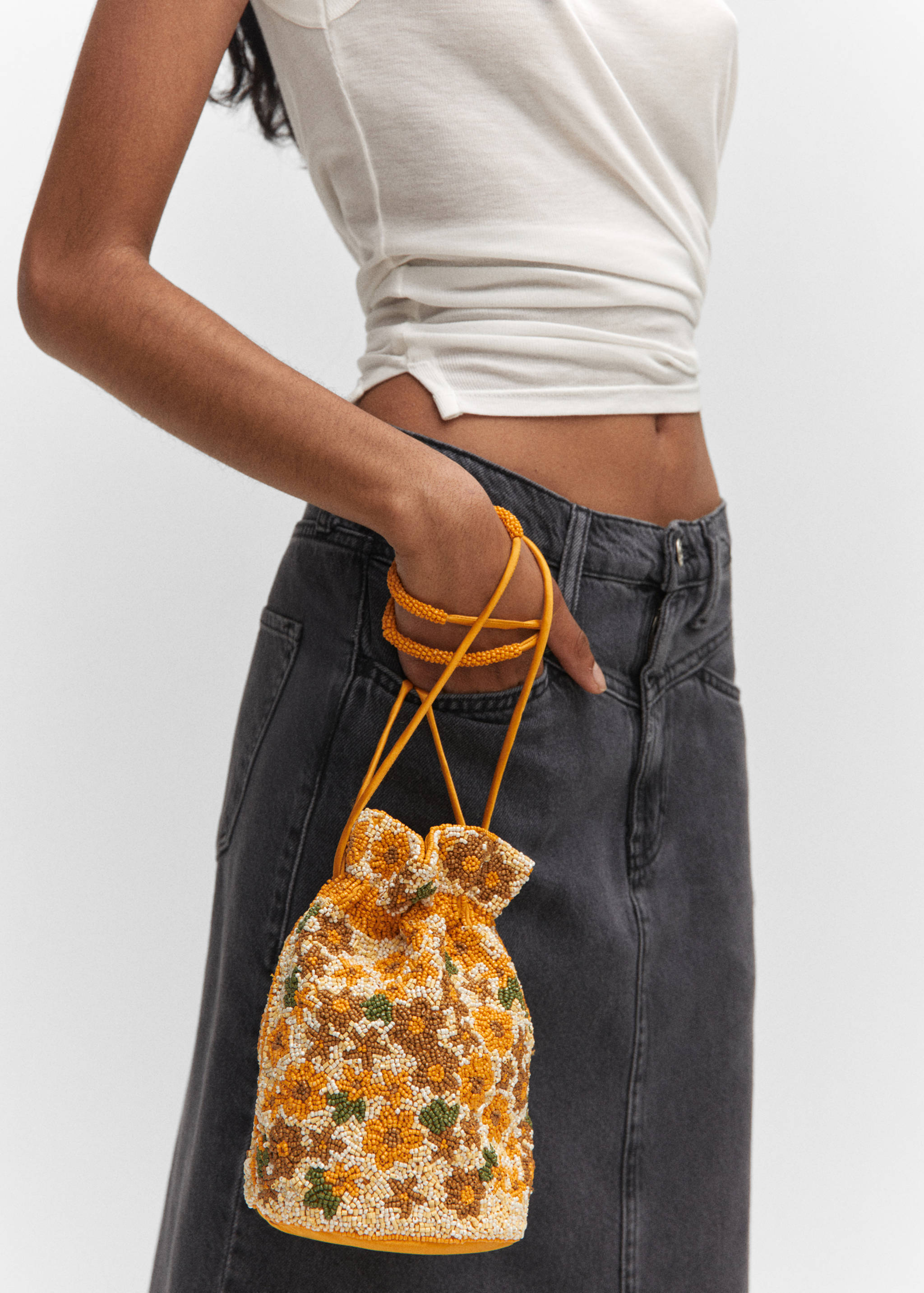 Combined beads bucket hat with pocket - Details of the article 9