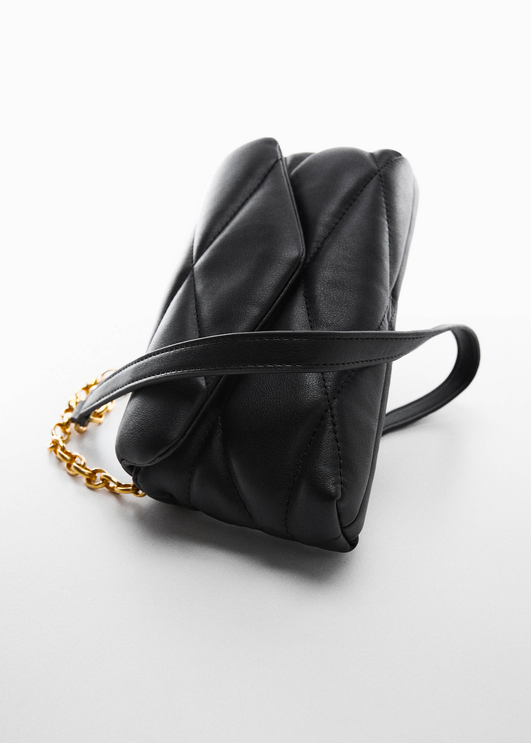 Quilted chain bag - Details of the article 6
