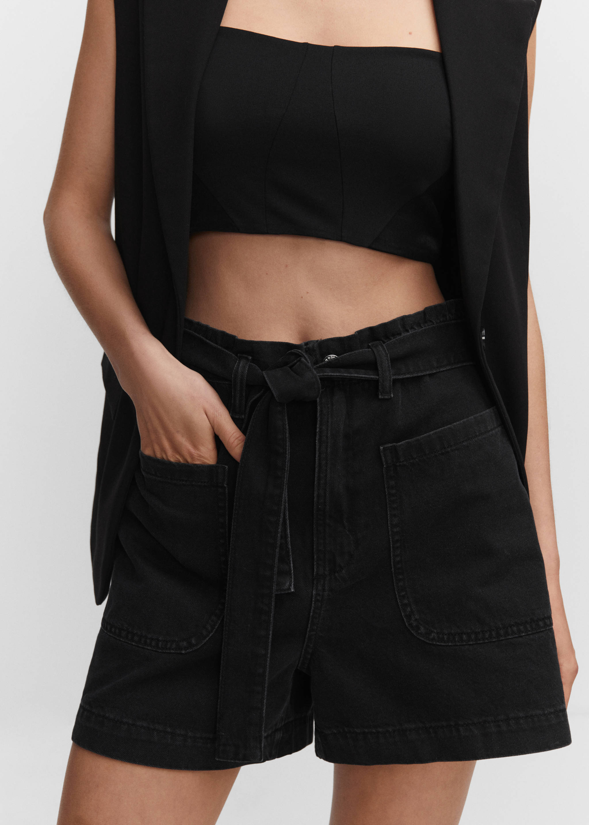 Paperbag shorts with belt - Details of the article 6