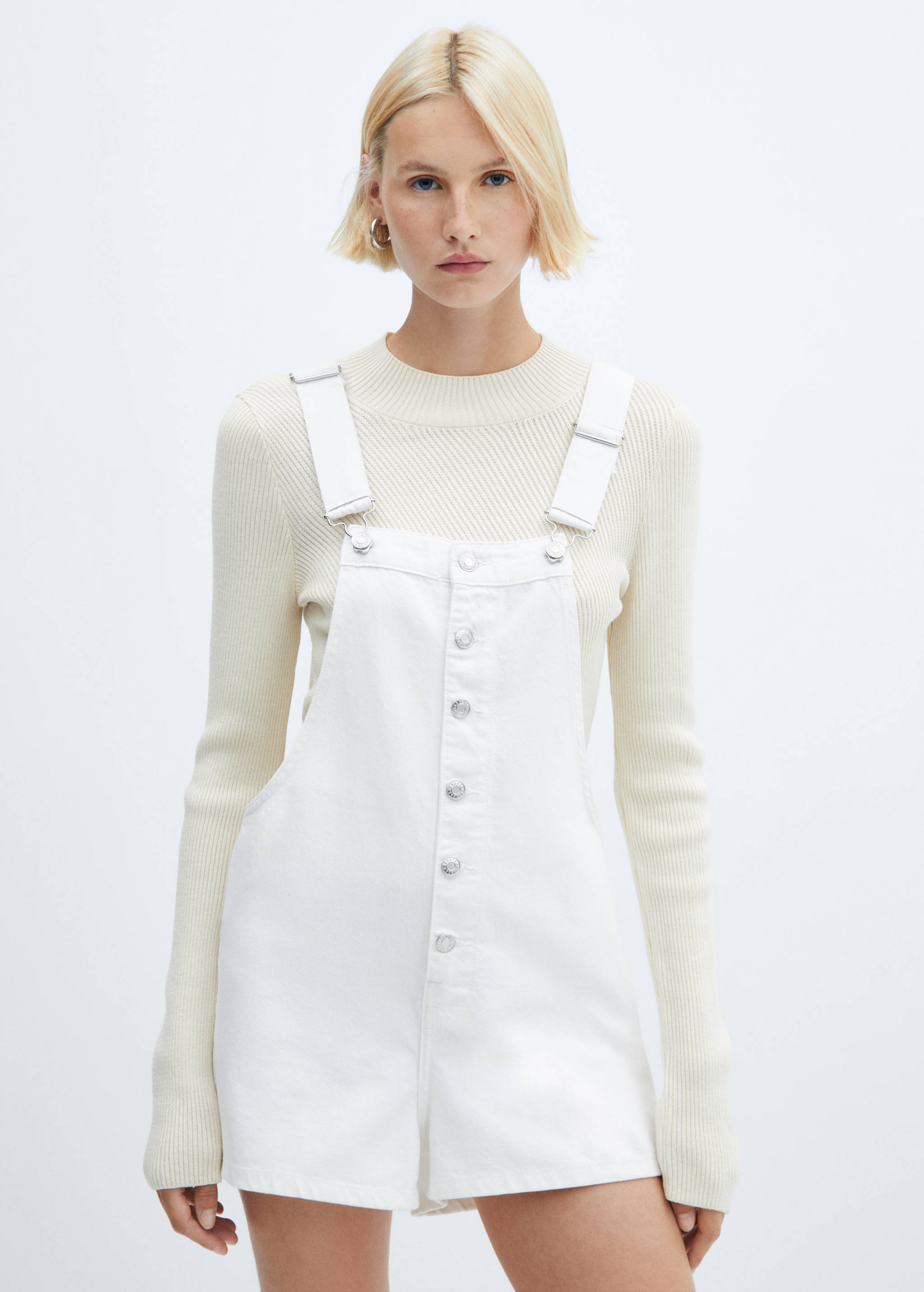 Salopette en jean boutons - Plan moyen