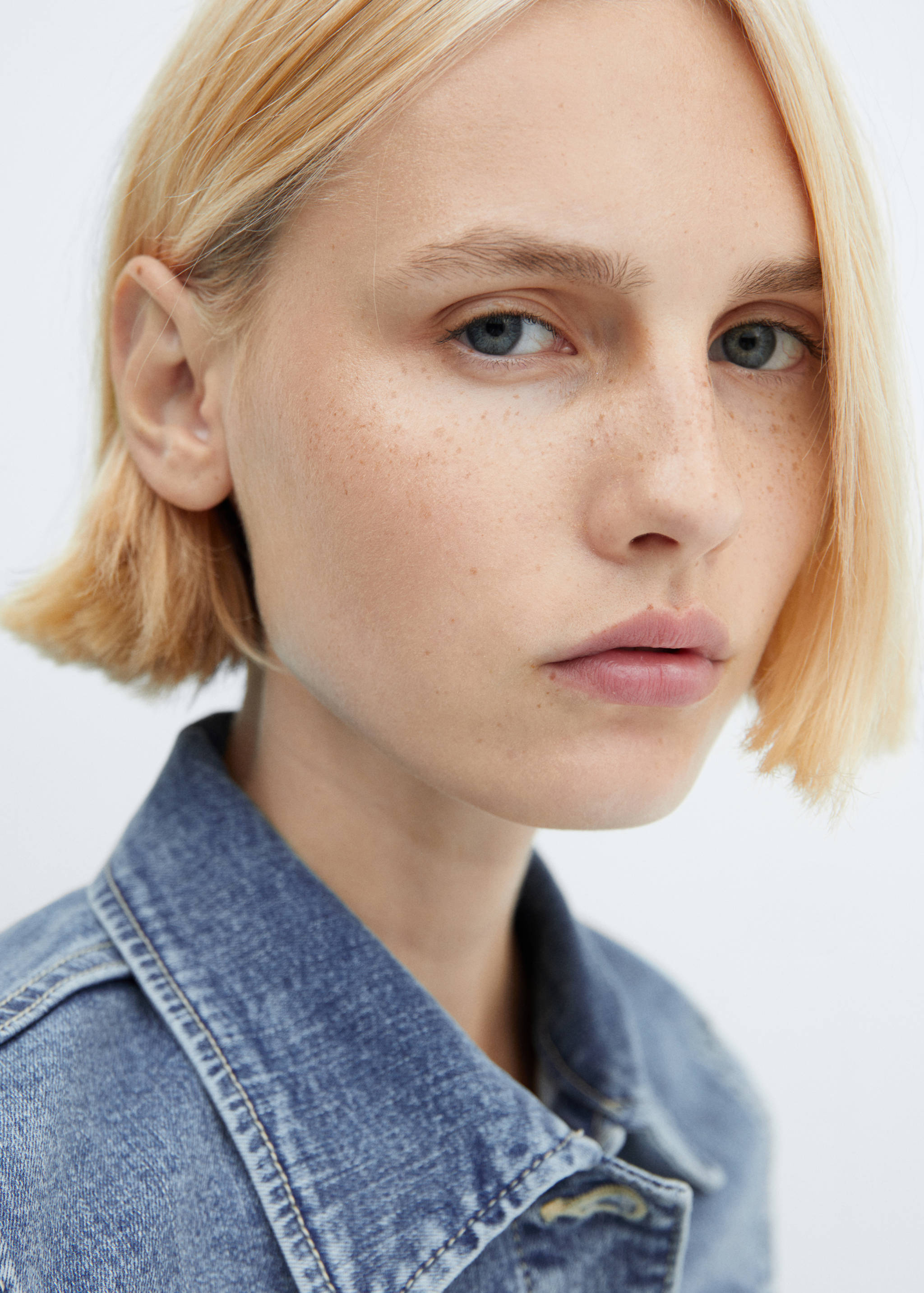 Cazadora vaquera bolsillos - Detalle del artículo 1