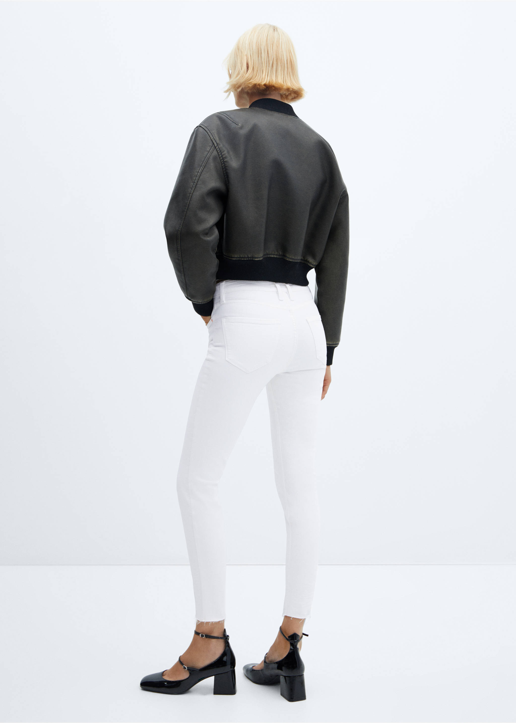 Jeans skinny crop - Reverso del artículo, Blanco. Ref: 57040308-00.