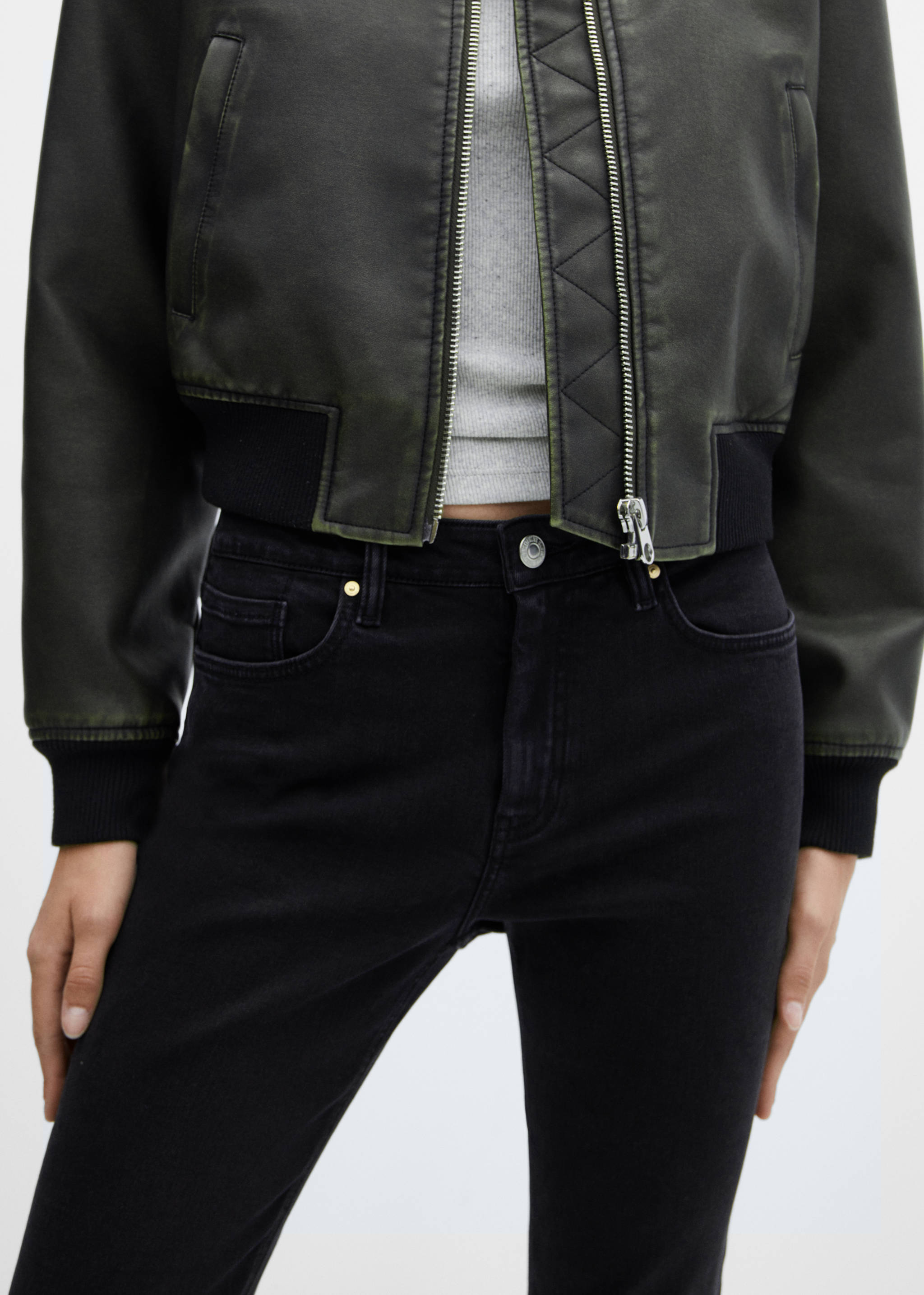 Skinny cropped jeans - Details of the article 6