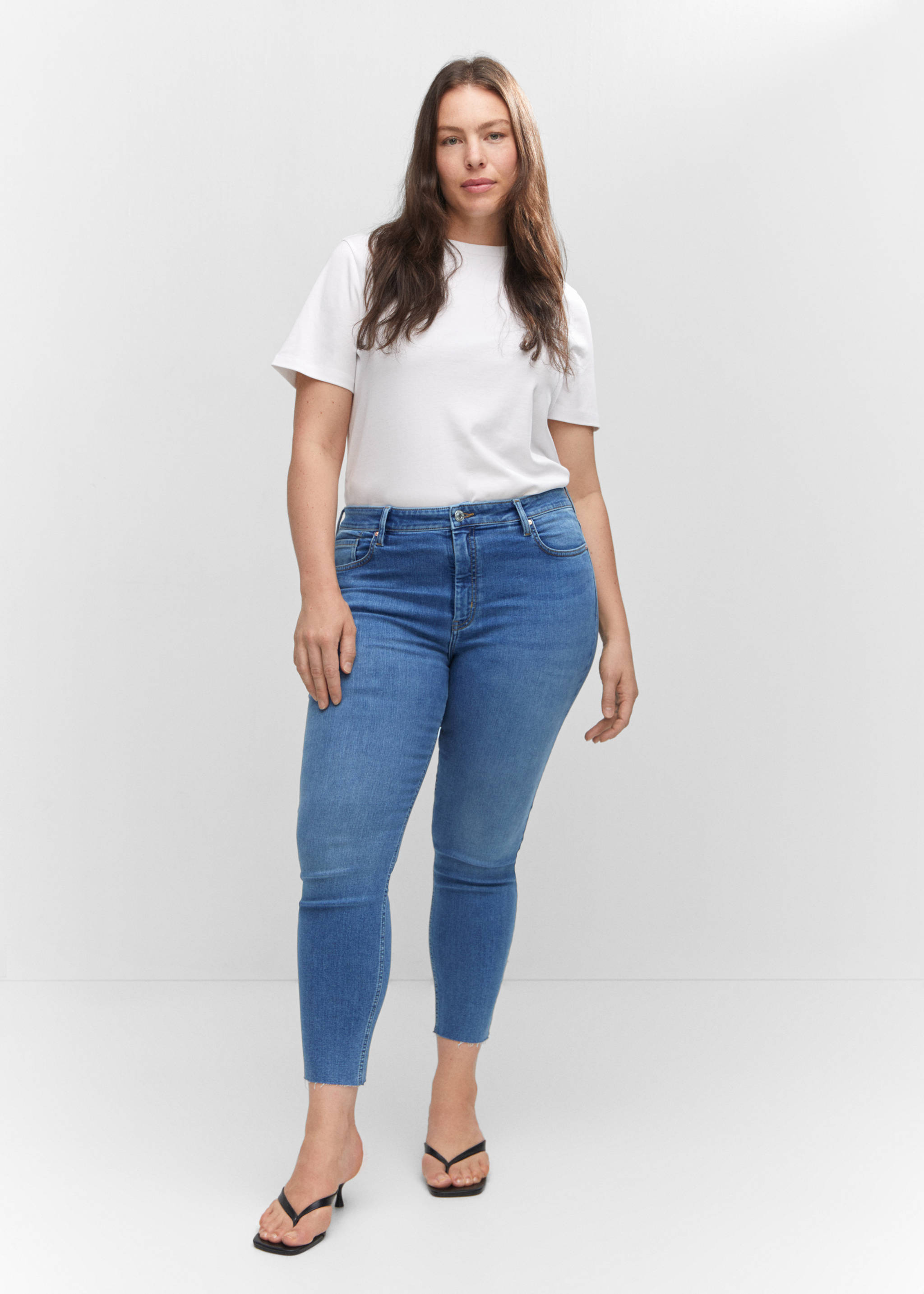 Skinny cropped jeans - Details of the article 3
