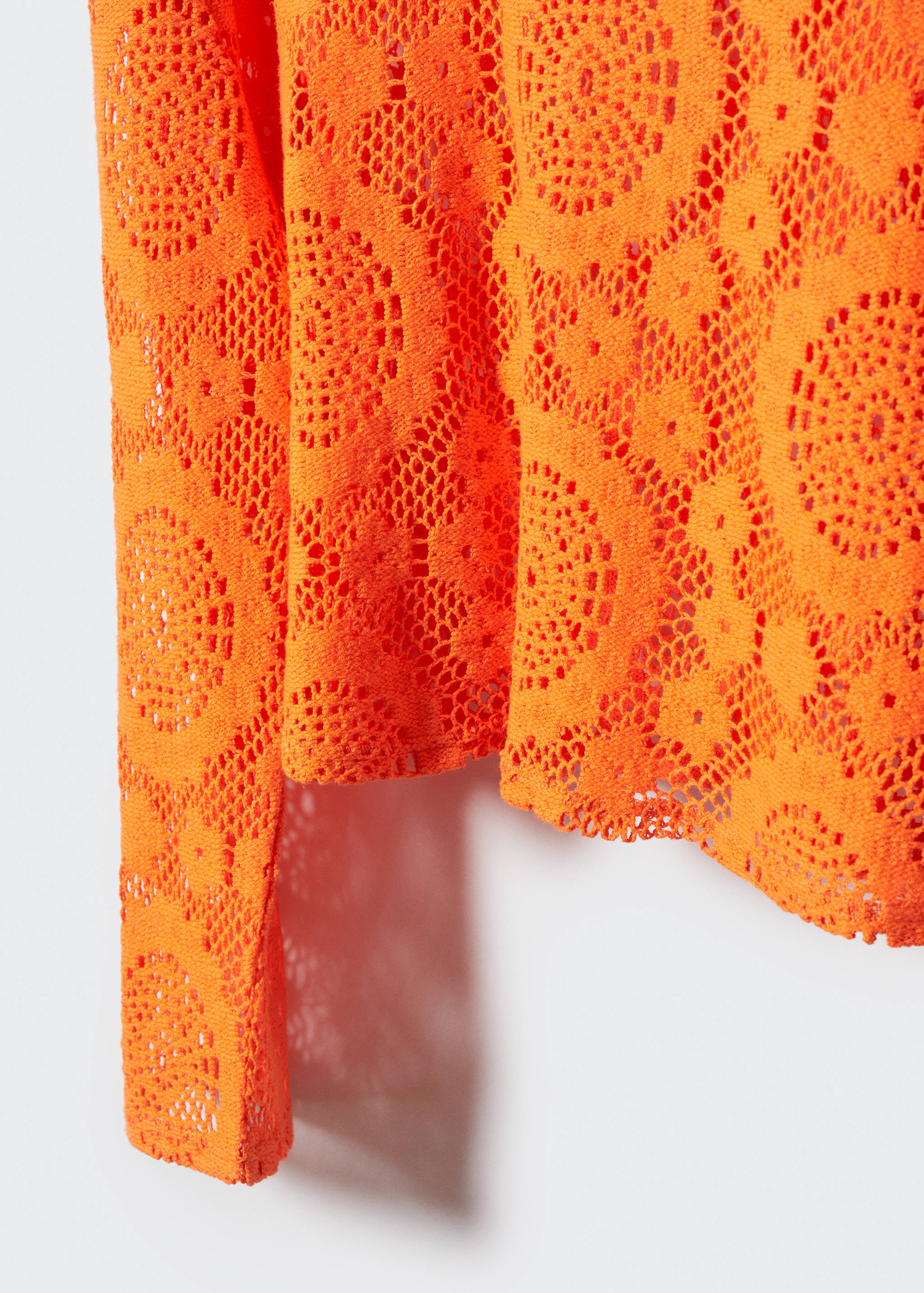 T-shirt broderies ajourées - Détail de l'article 8