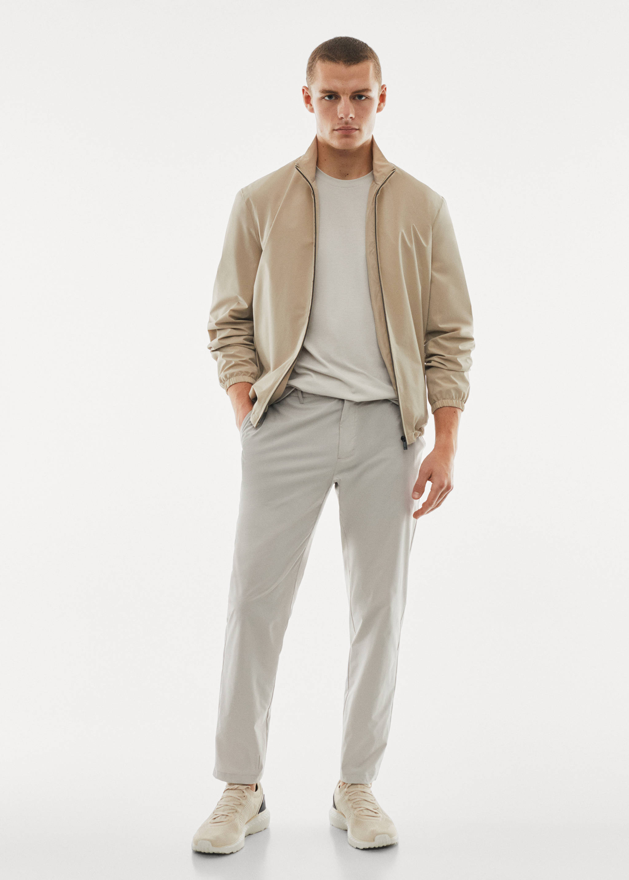 Water-repellent bomber jacket - General plane