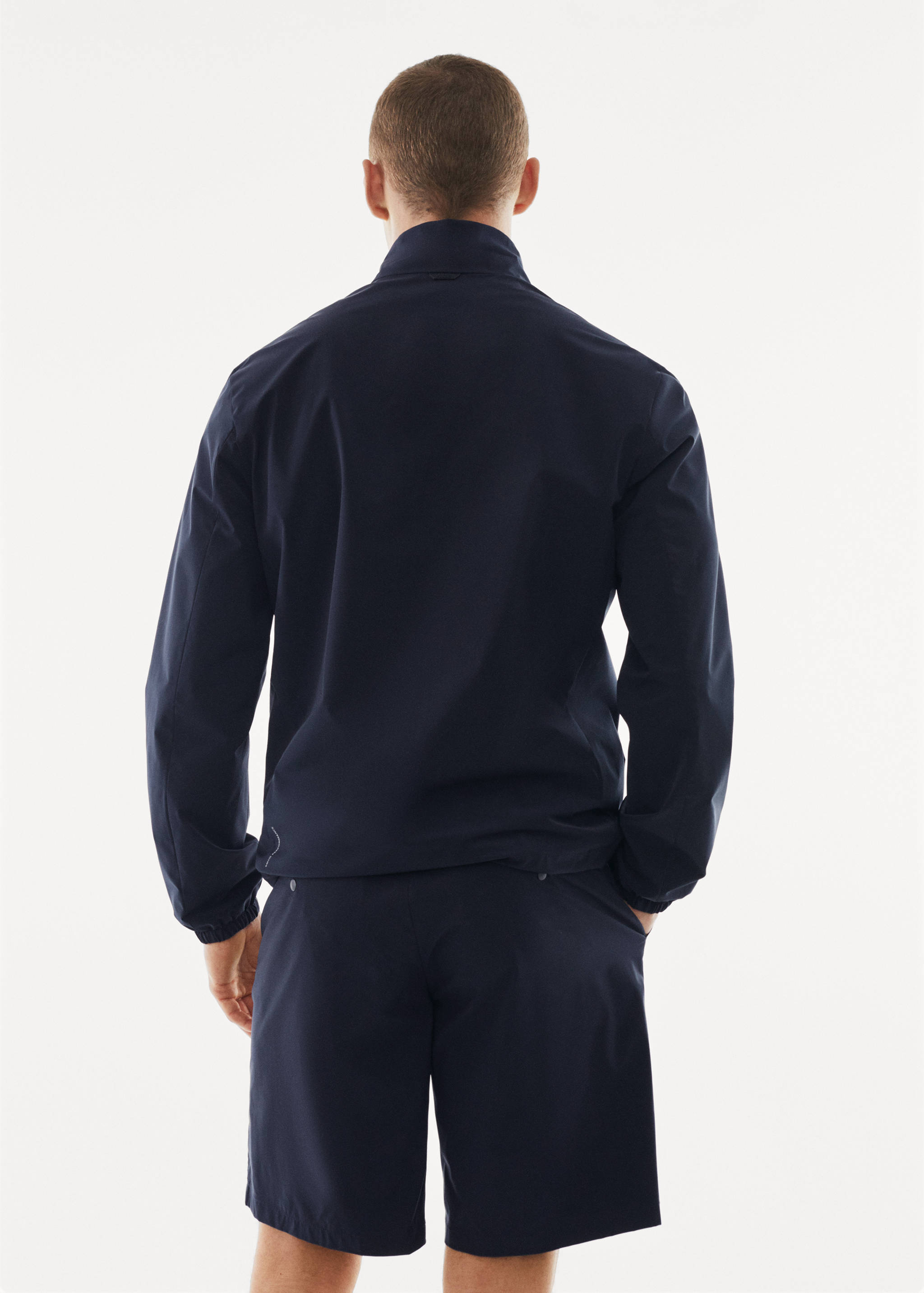 Water-repellent bomber jacket - Reverse of the article