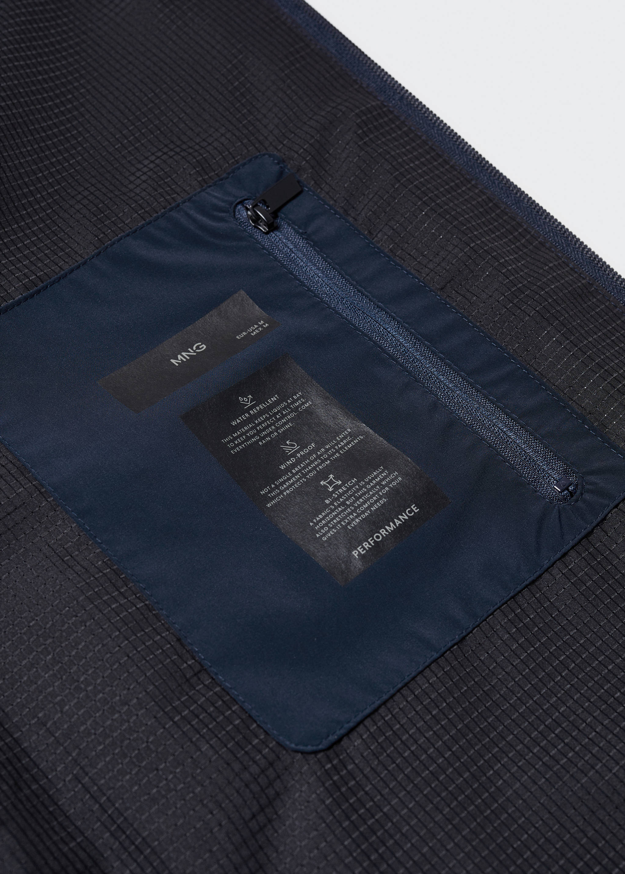 Water-repellent bomber jacket - Details of the article 8